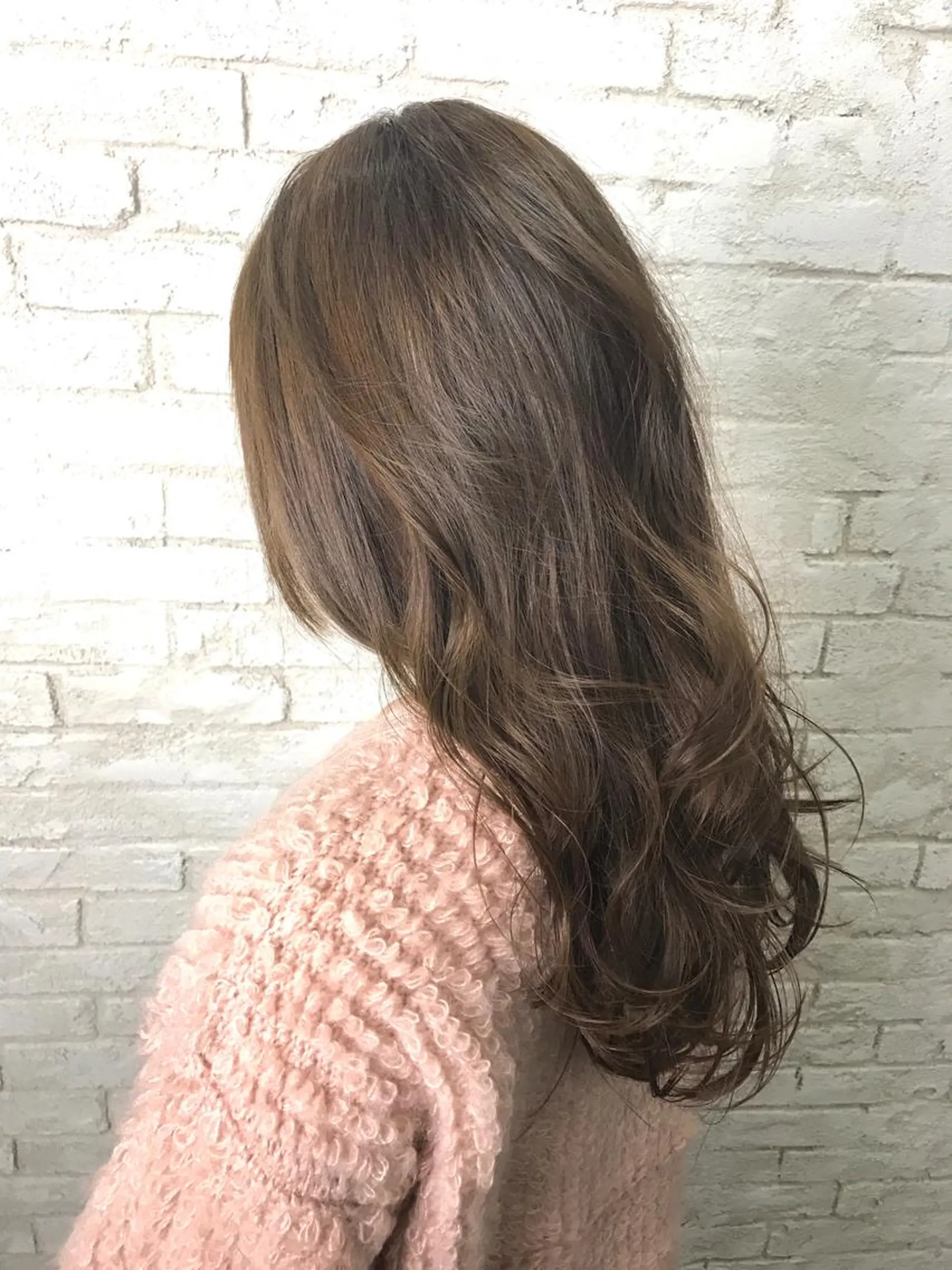 ロング カラー パーマ ヘアアレンジ イルミナカラー 韓国ヘア✨グレージュ カラーasamiのヘアスタイル