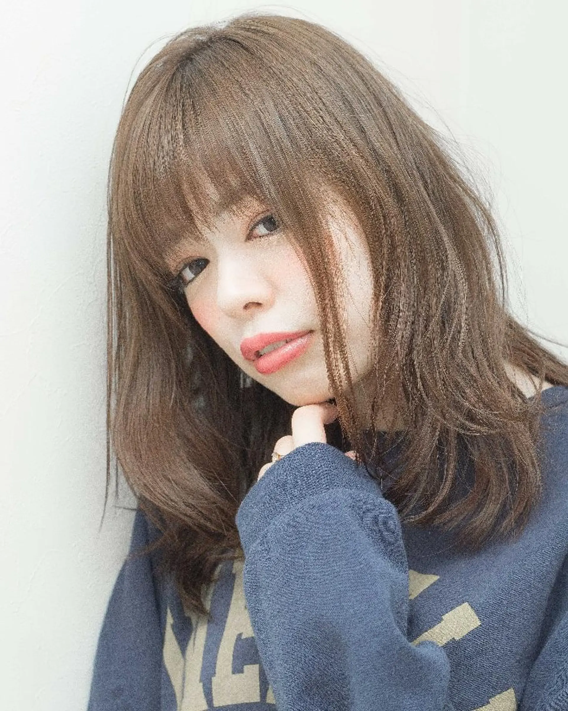 ミディアム カラー しらはま ようこのヘアスタイル