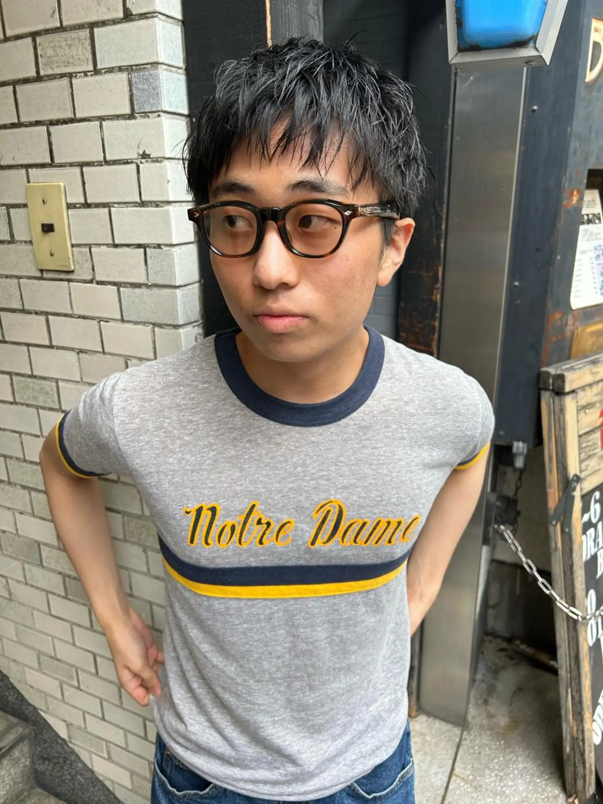 ショート メンズ メンズブリーチ メンズハイライト メンズインナーカラー メンズパーマ プードルパーマ 💈メンズ短髪特化 ✂︎伊藤大輝💈のヘアスタイル