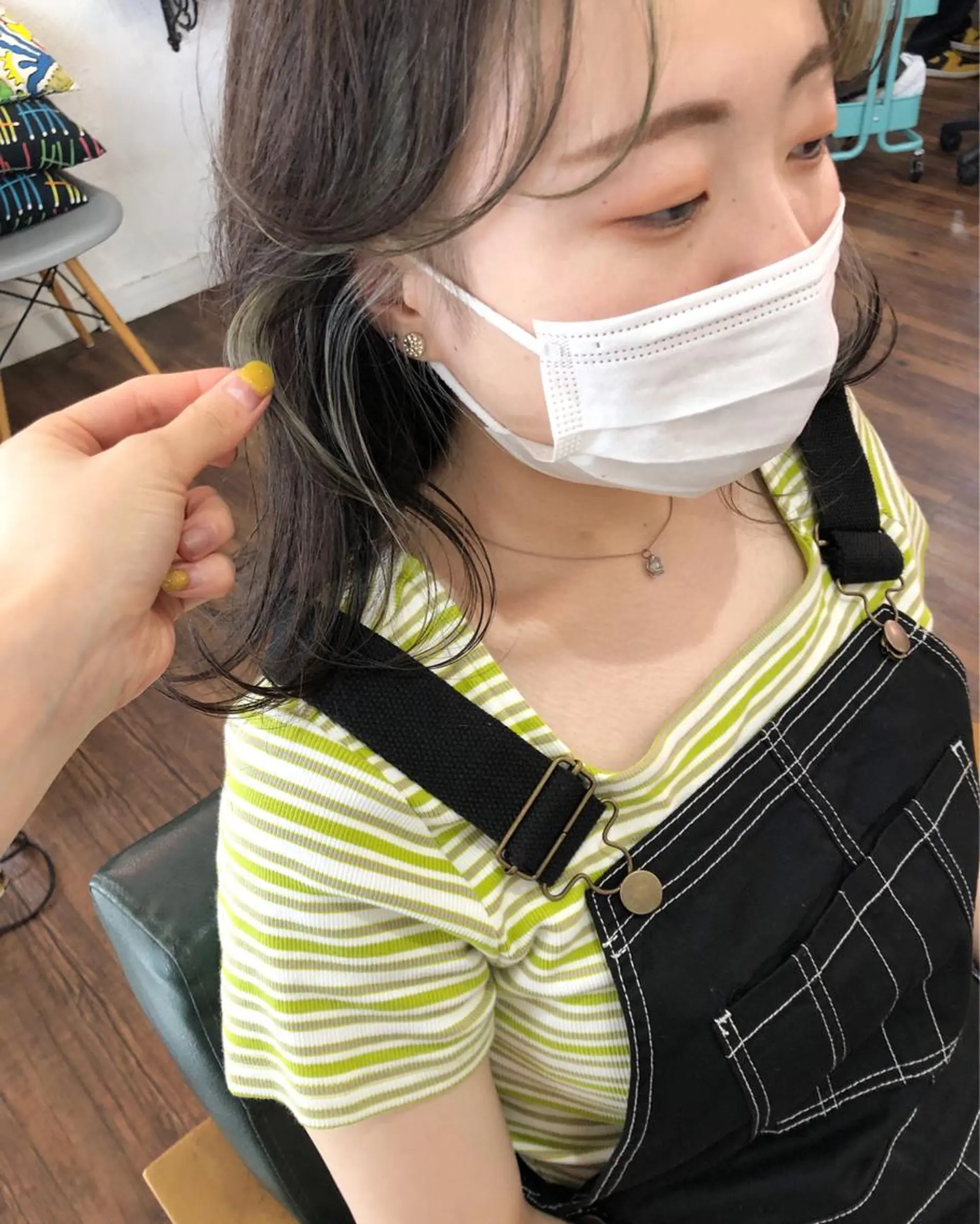 セミロング カラー ミストバング  フェイスフレーミング カット ヘアカラー トリートメント 江原 彩華のヘアスタイル