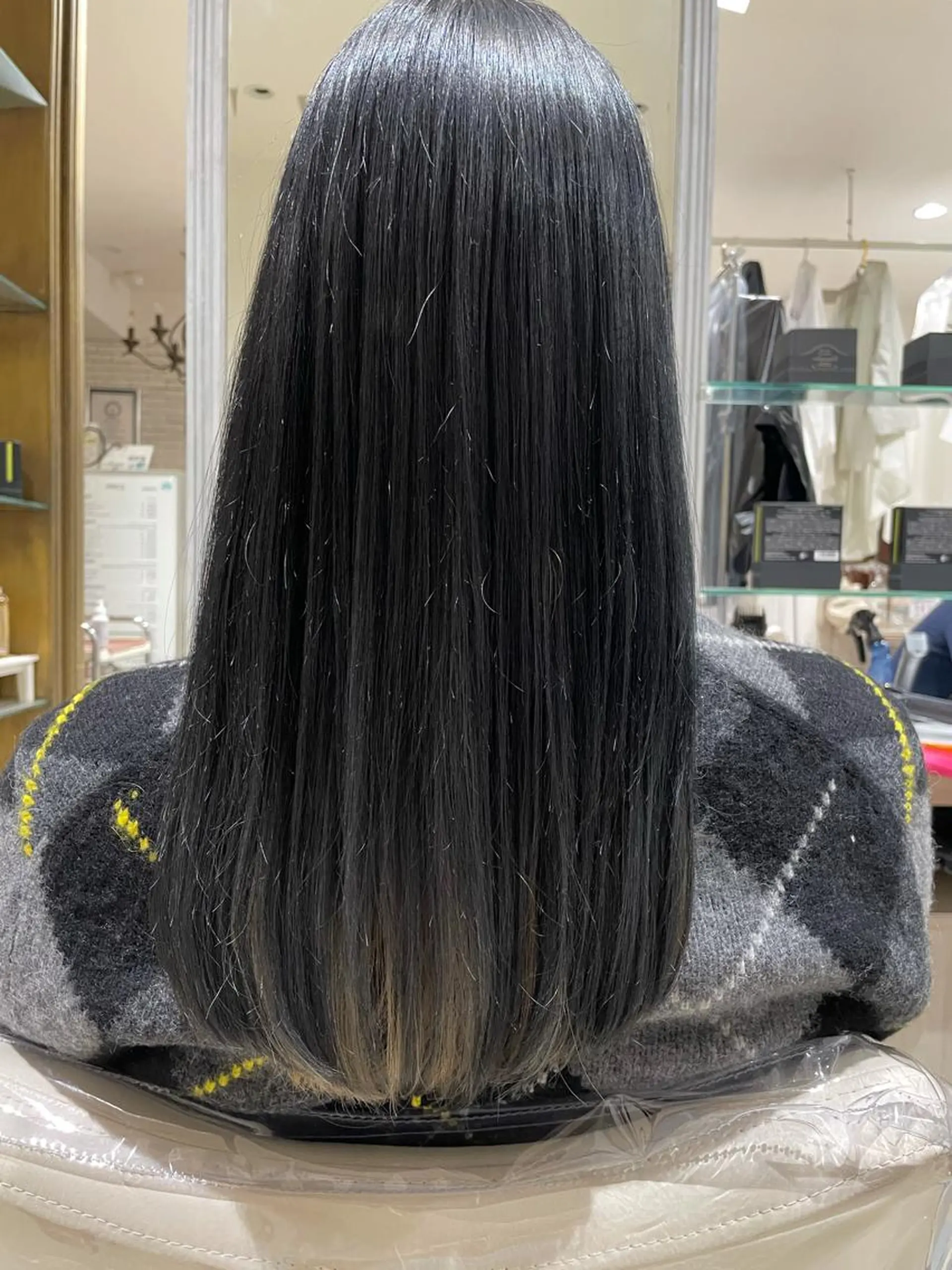 カラー ヘアカラー トリートメント 岡屋 瞬のヘアスタイル
