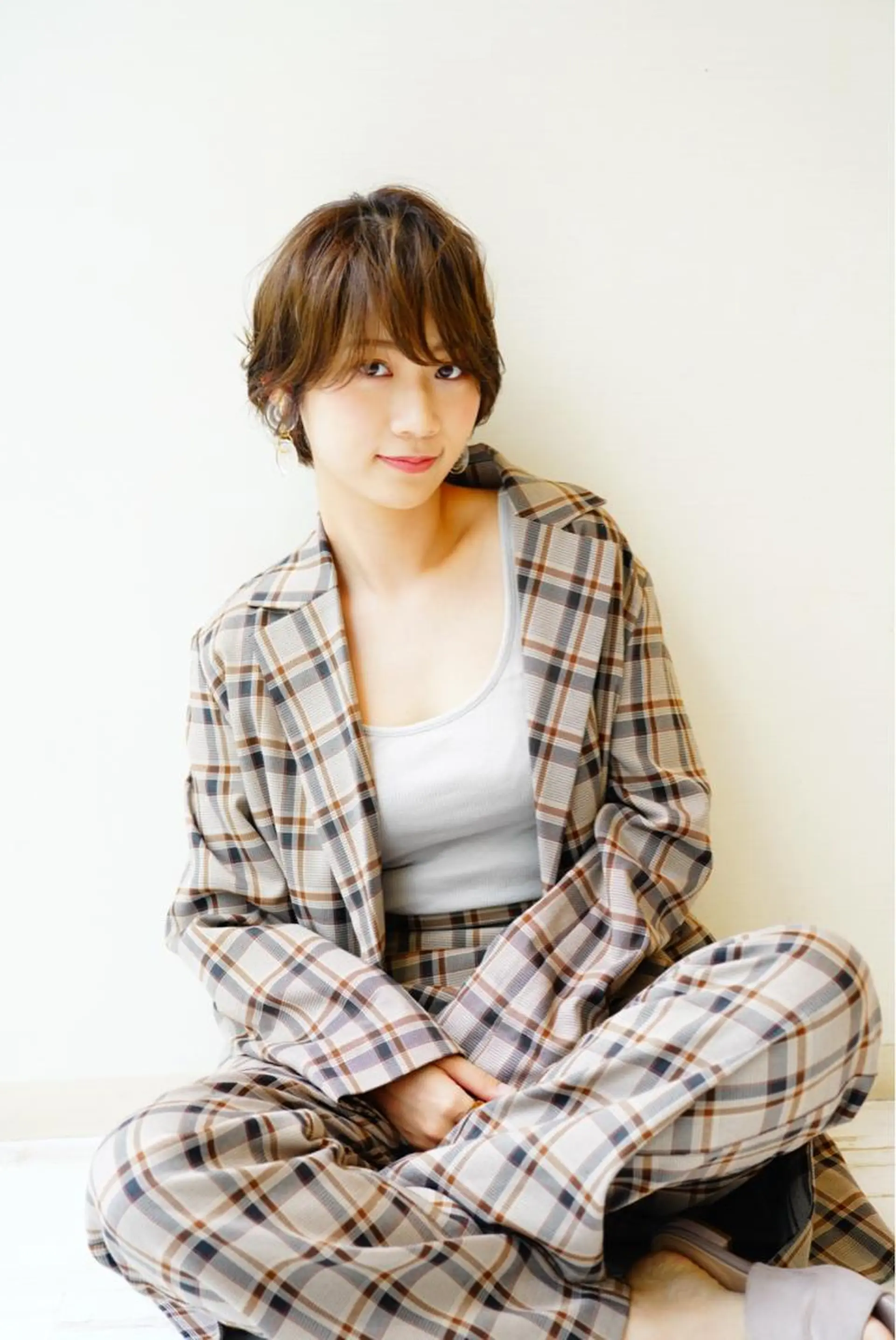 ショート カラー 小顔レイヤー/ ベージュ🤍Rieのヘアスタイル