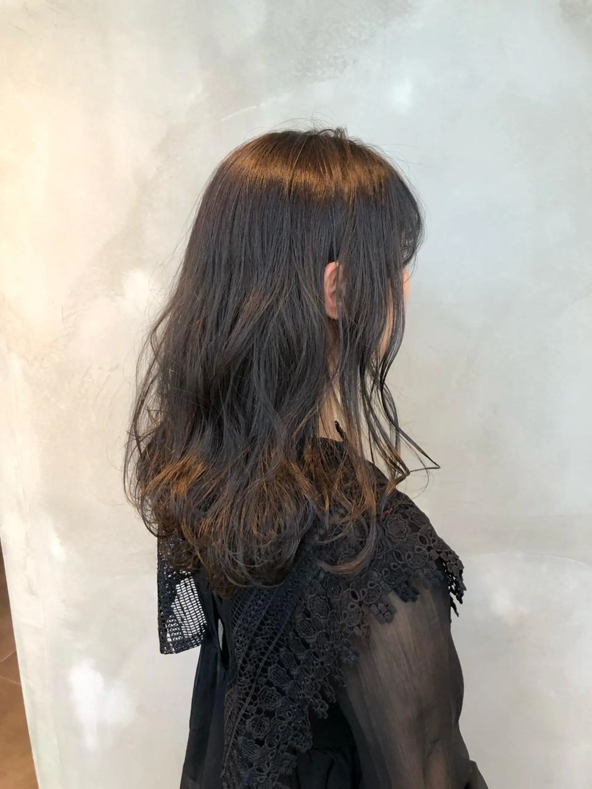 セミロング カラー パーマ ヘアアレンジ カット ヘアカラー トリートメント 顔周りカット・相談 レイヤーも◎しずくのヘアスタイル