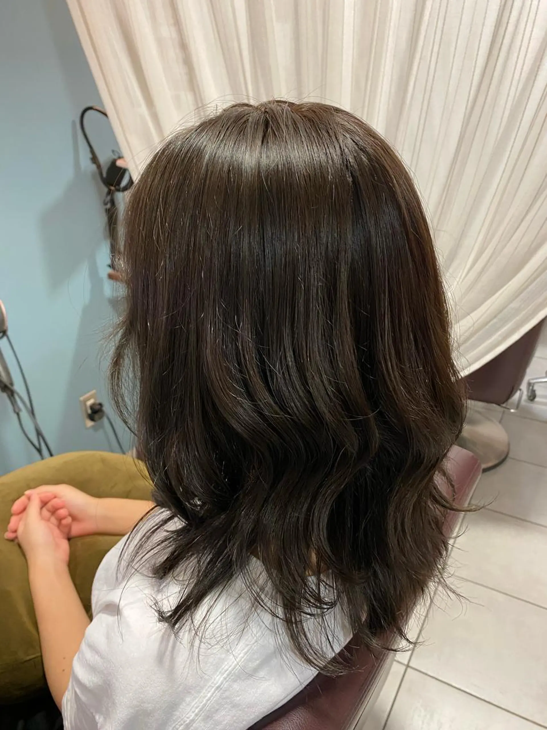 カラー inity Esakaのヘアスタイル