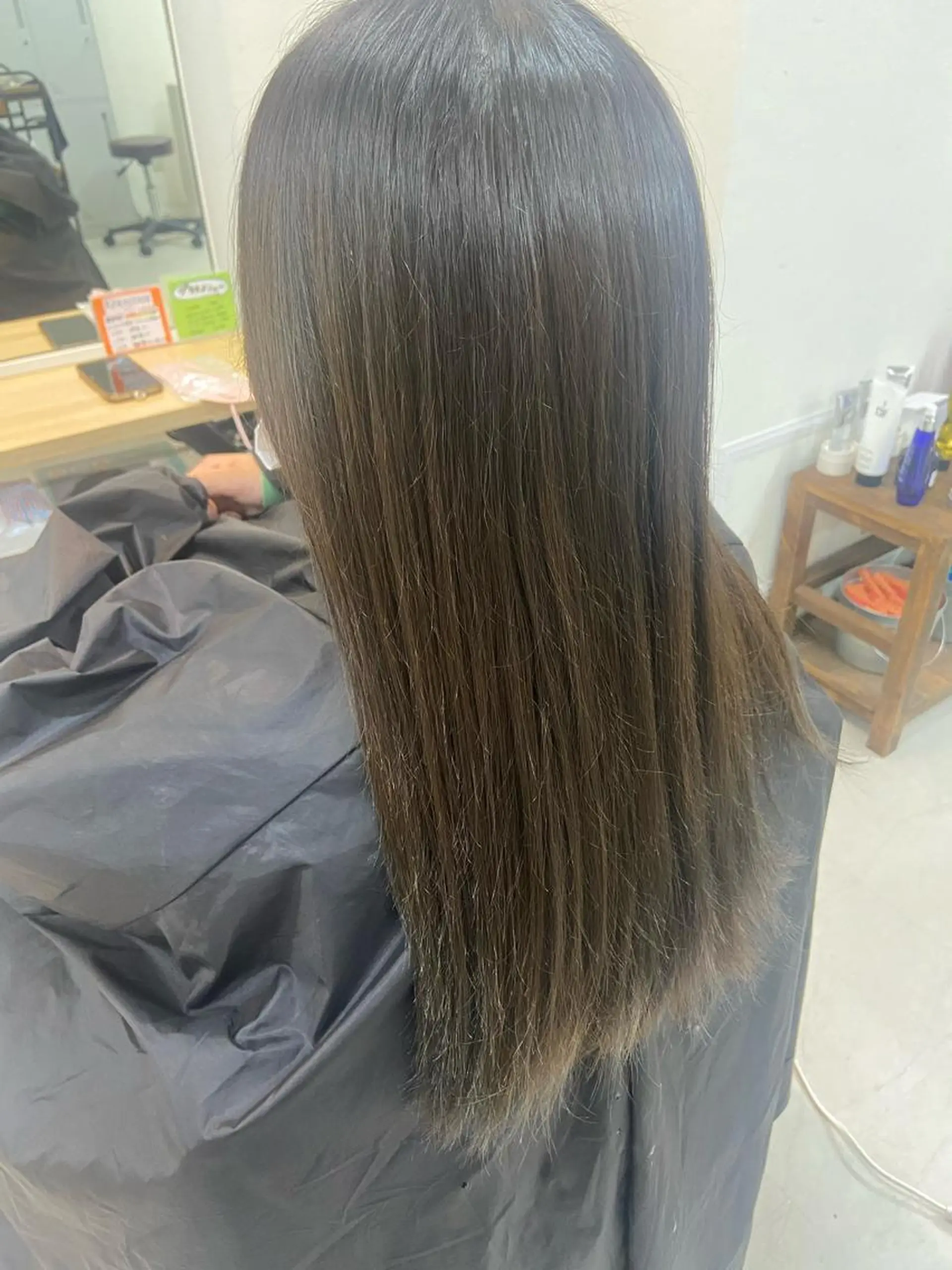 ミディアム 宮澤 泉のヘアスタイル