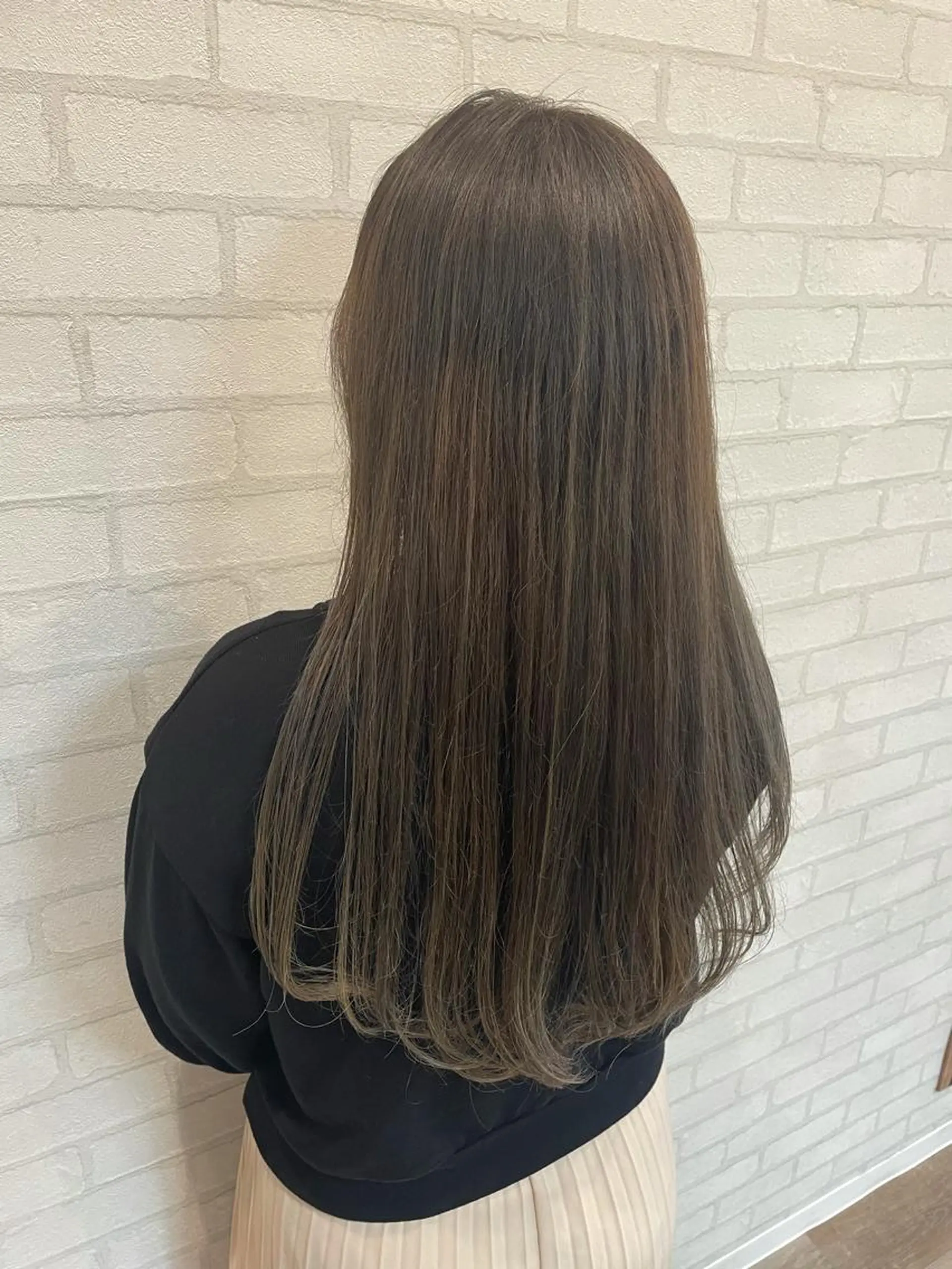 ロング アッシュ 🐤 ゆい🐓のヘアスタイル