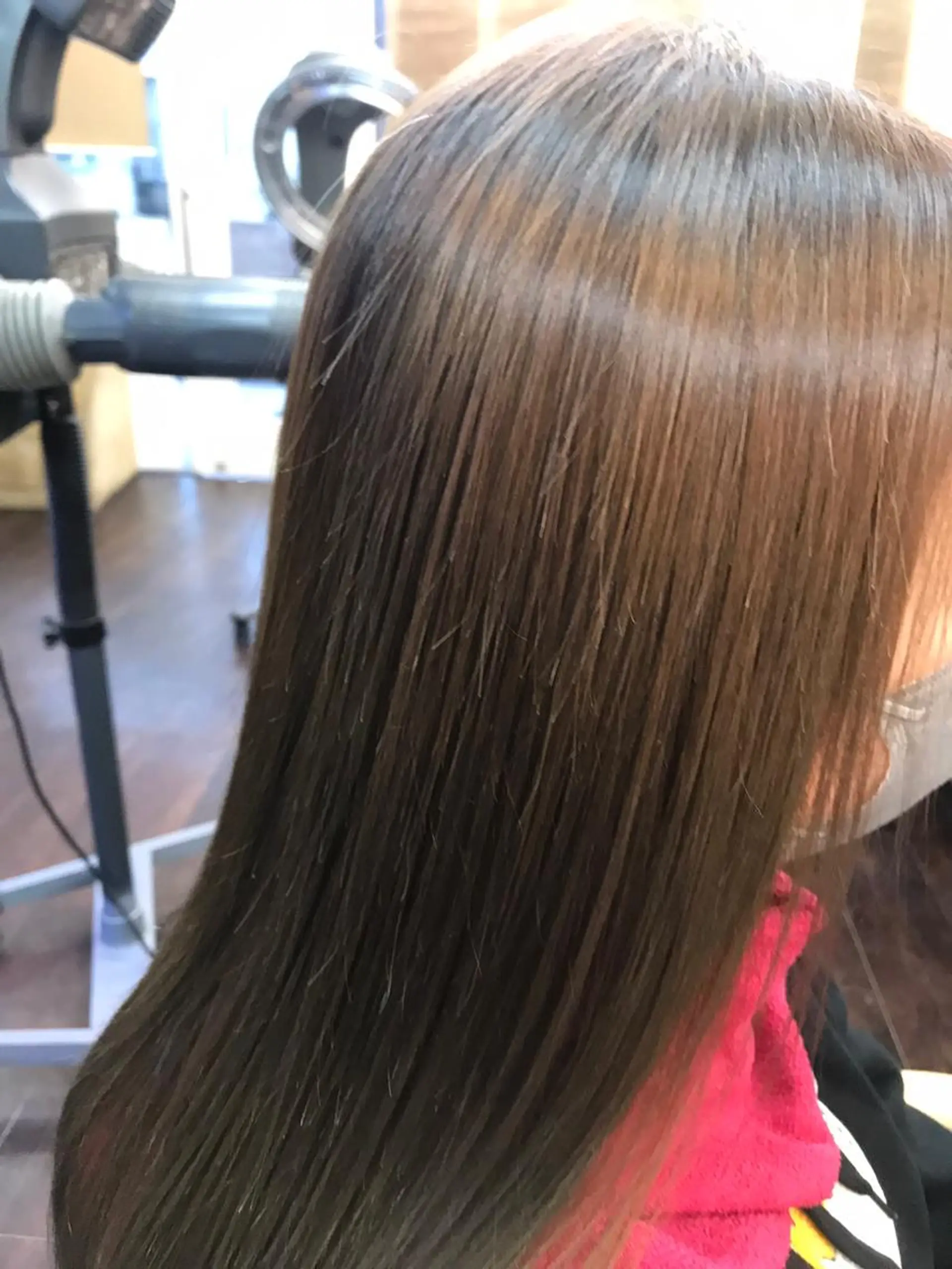 セミロング カラー パーマ 桧山 真のヘアスタイル