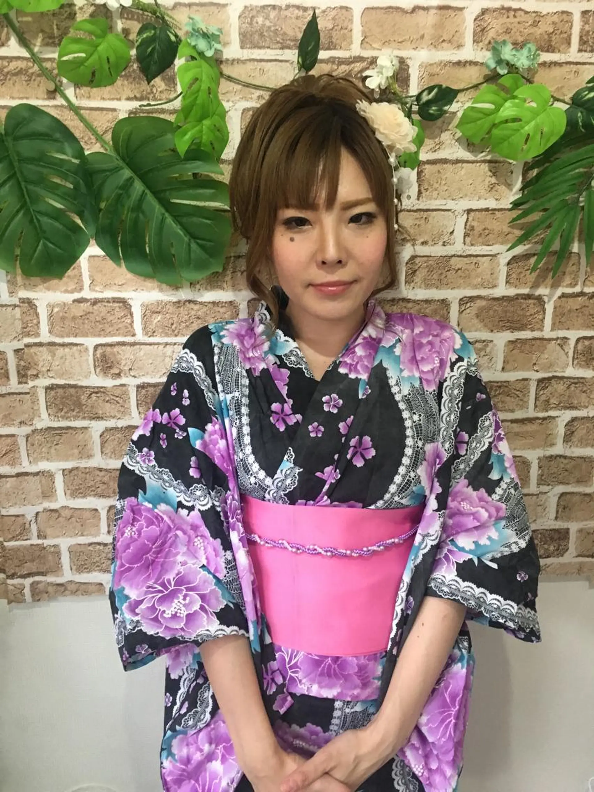 ロング ヘアアレンジ 浴衣 毛穴改善/脱毛 ネイル　川上久仁子のエステ・リラクイメージ