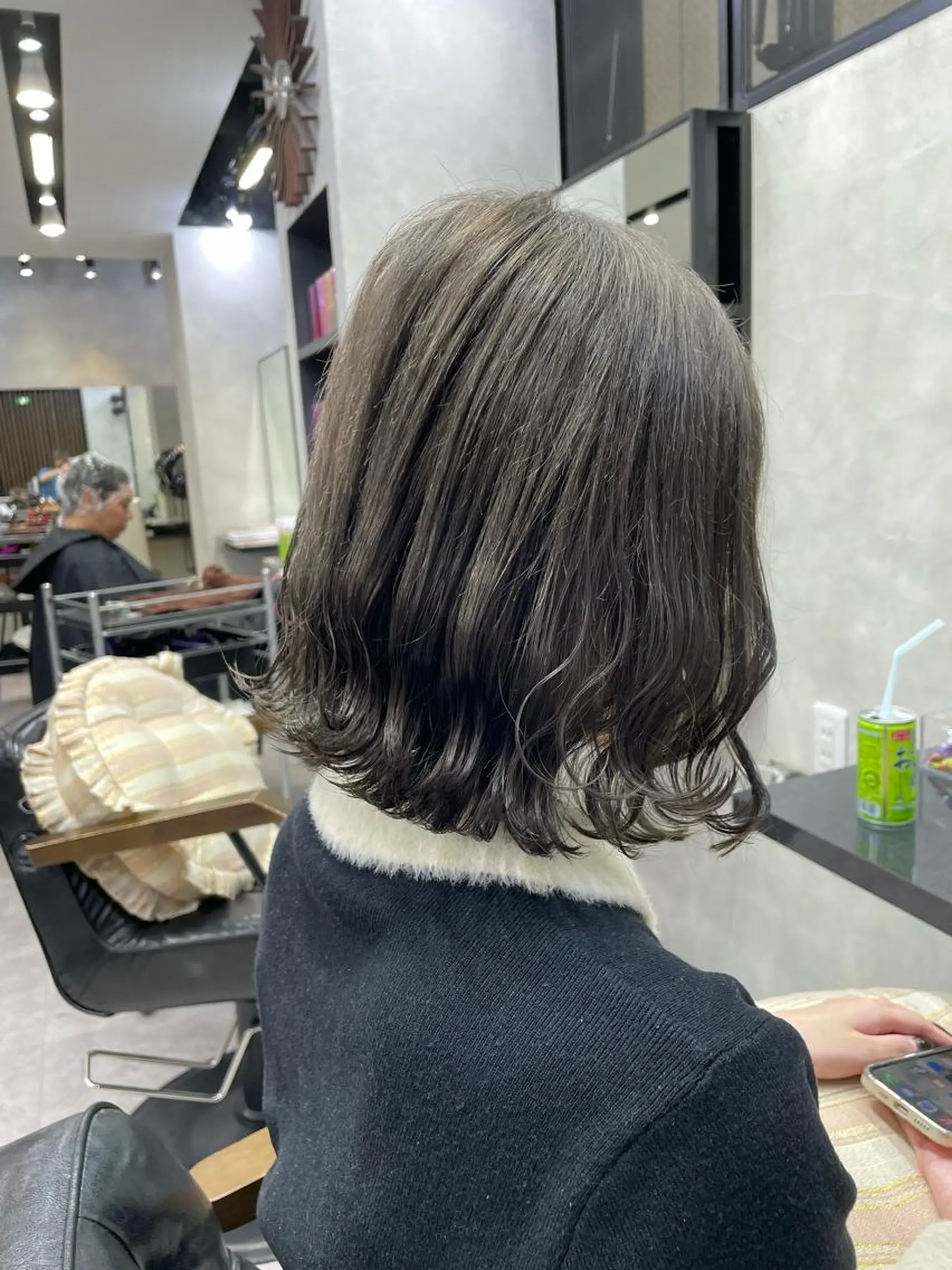 ミディアム パープルカラー ボブ 髪質改善 外ハネヘア ウルフカット カット 👑最高級エクステ 👑新宿/タイセイのヘアスタイル