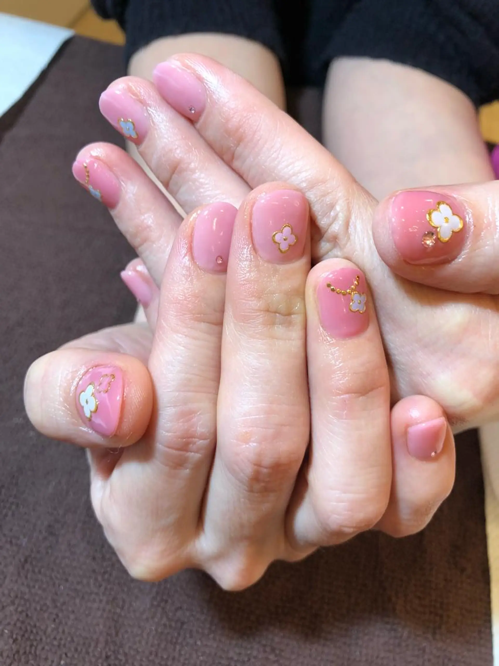 ネイル ハンドネイル mamaLindo志村坂上所属・白石 百合子のエステ・リラクイメージ