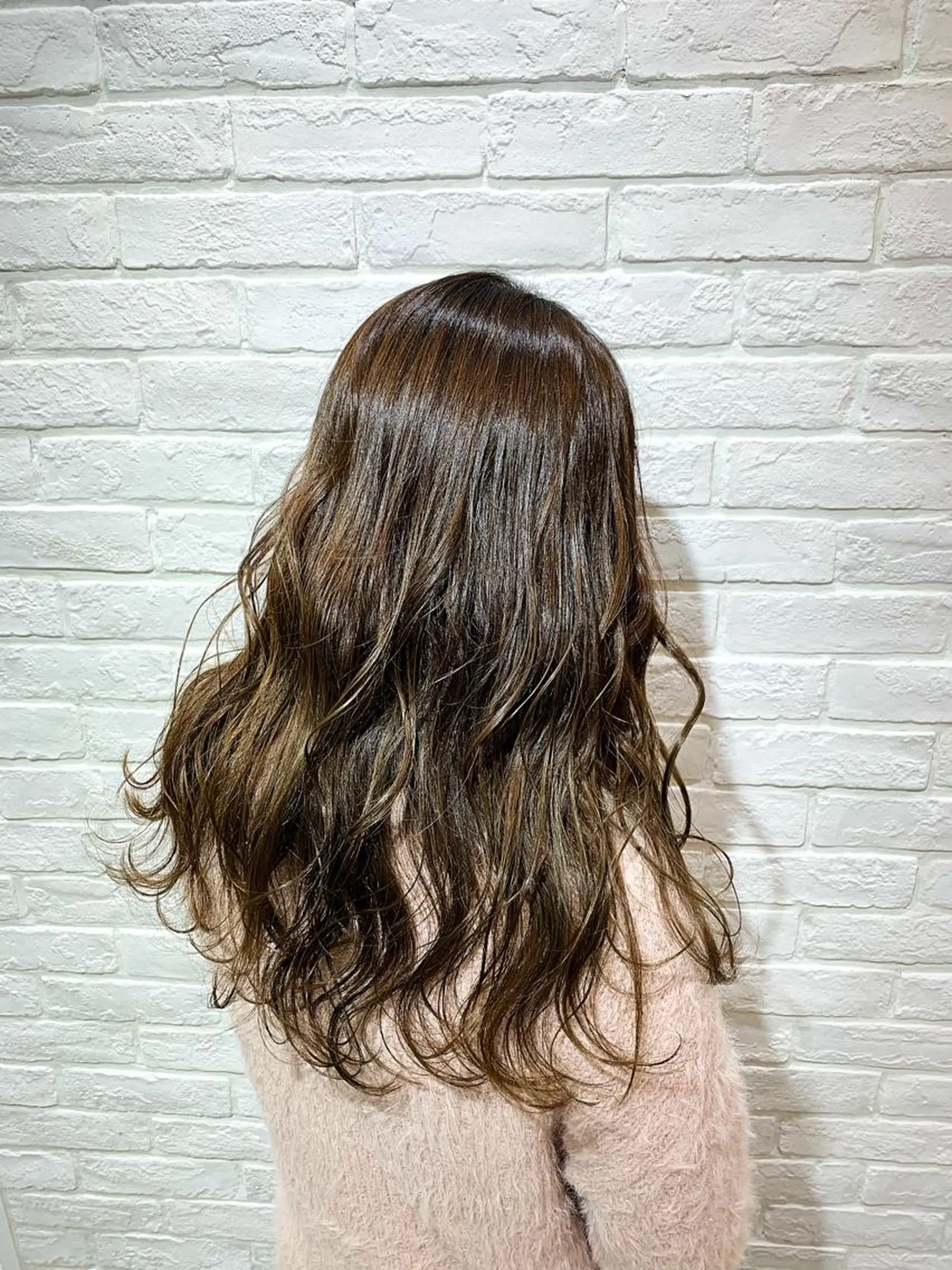 ロング カラー ✨美髪矯正×髪質改善 🍎カイト🍎渋谷のヘアスタイル