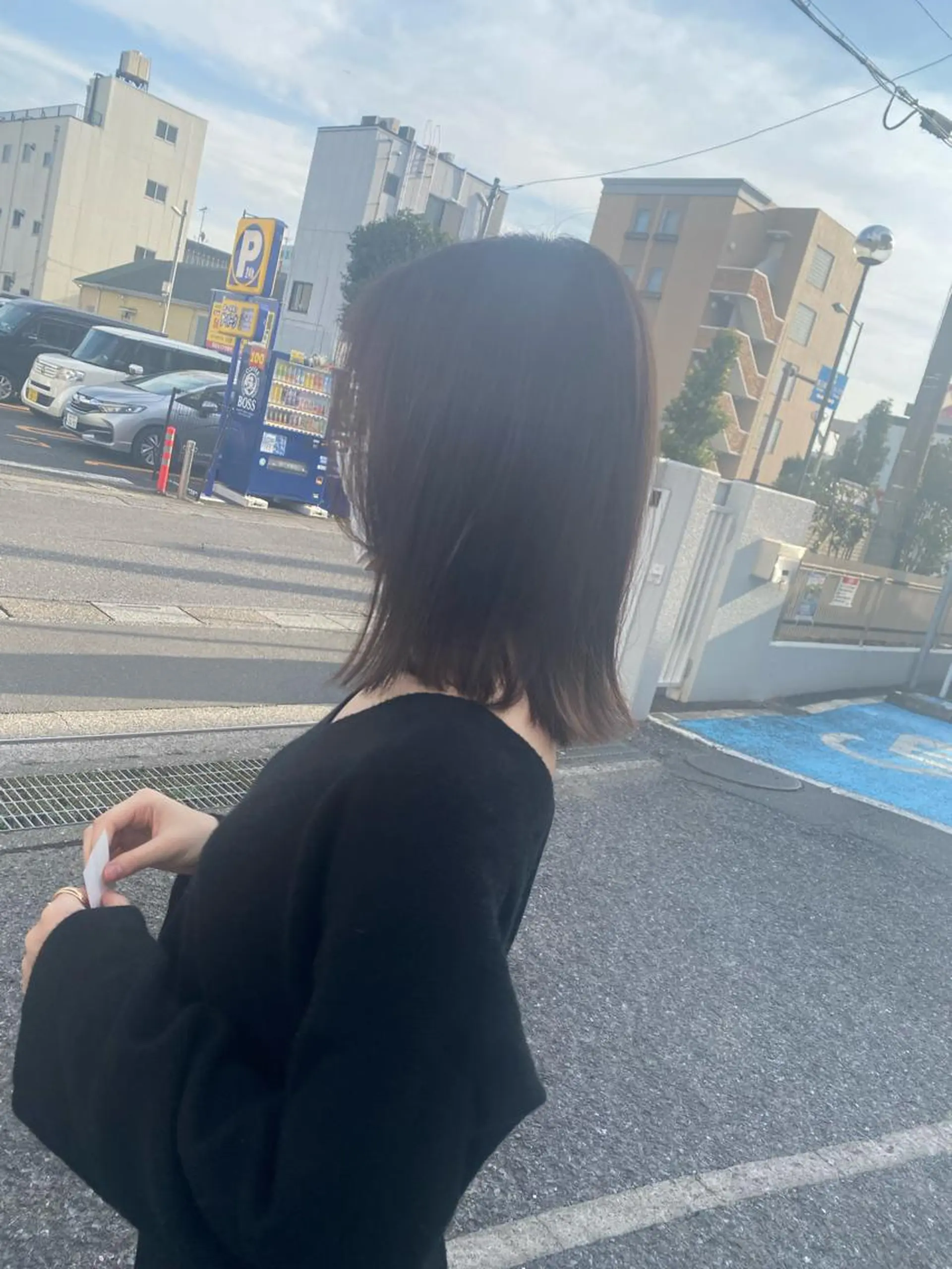 ミディアム カット 斎藤 彩香のヘアスタイル