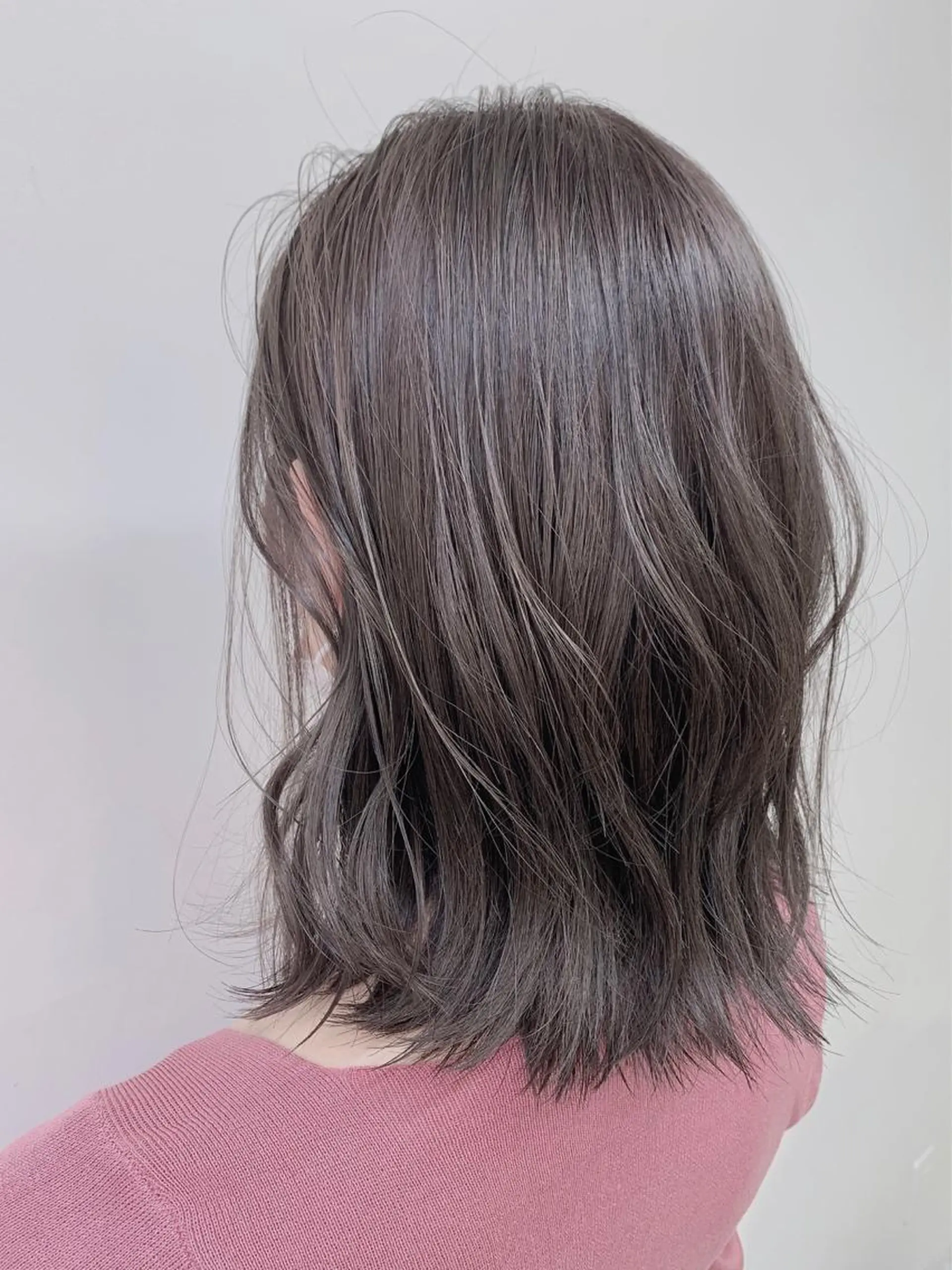 ミディアム カラー カット ヘアカラー トリートメント ヘアセット ⛄️冬の透明感 カラー⛄️大西のヘアスタイル