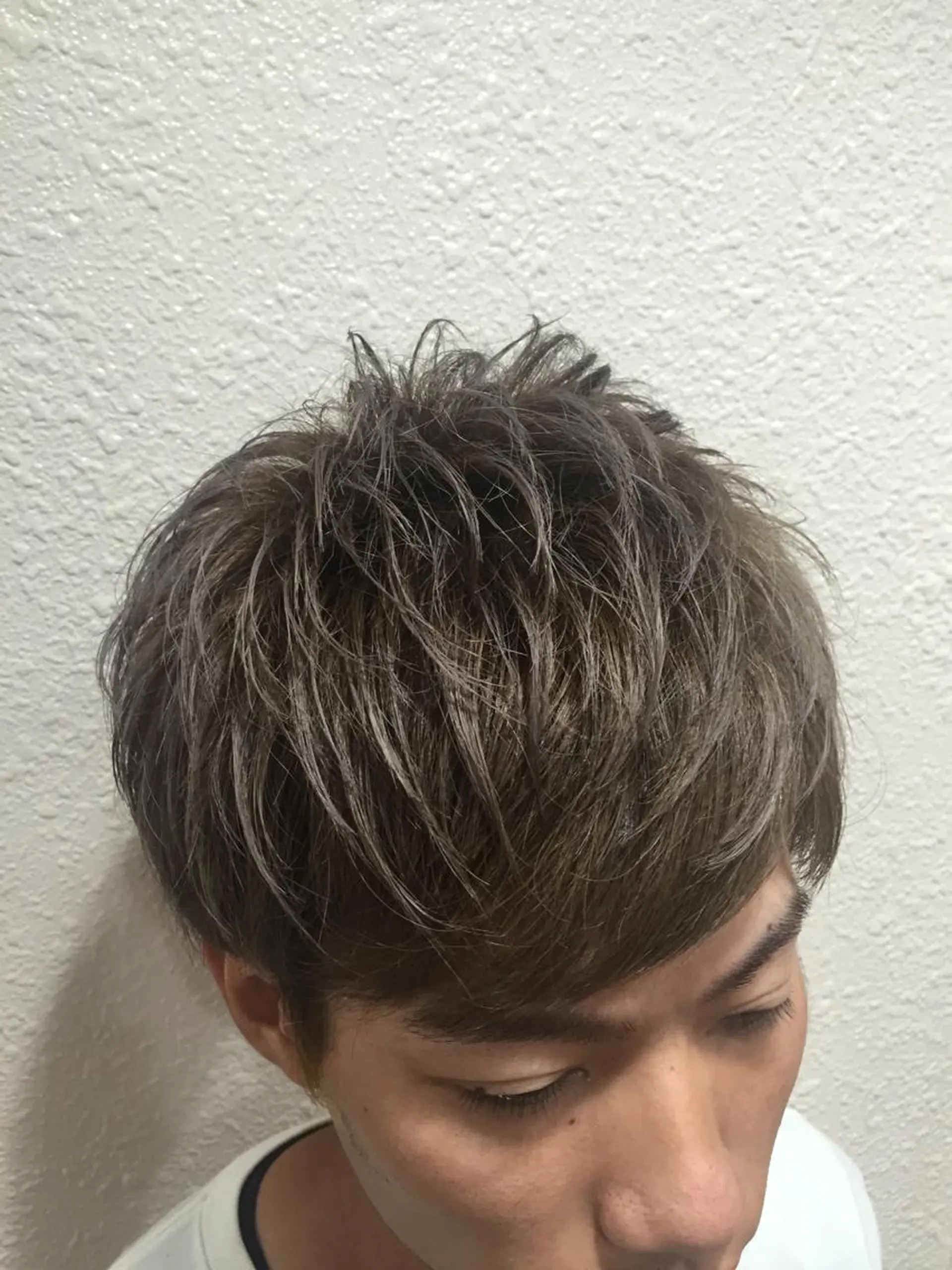 ショート カラー パーマ ヘアアレンジ メンズ キッズ ネイル マツエク・マツパ グレージュ シルバー シルバーグレージュ メンズネイル シルバー EMANON新宿西口所属・新宿/髪質改善/ 美髪矯正✨浅江通友のヘアスタイル