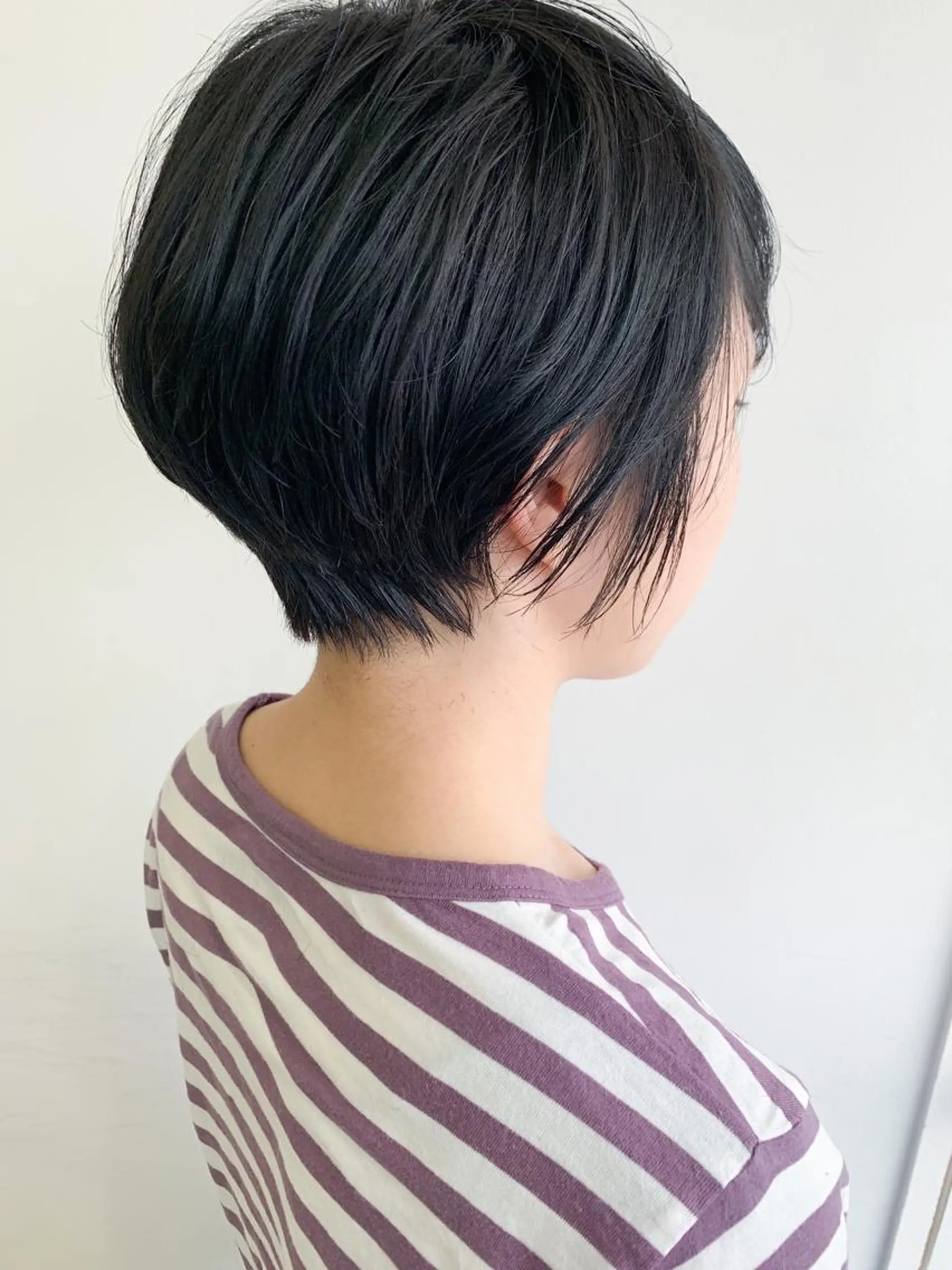 ショート 💜ショート💜 ウルフ、ボブ二色亜美のヘアスタイル