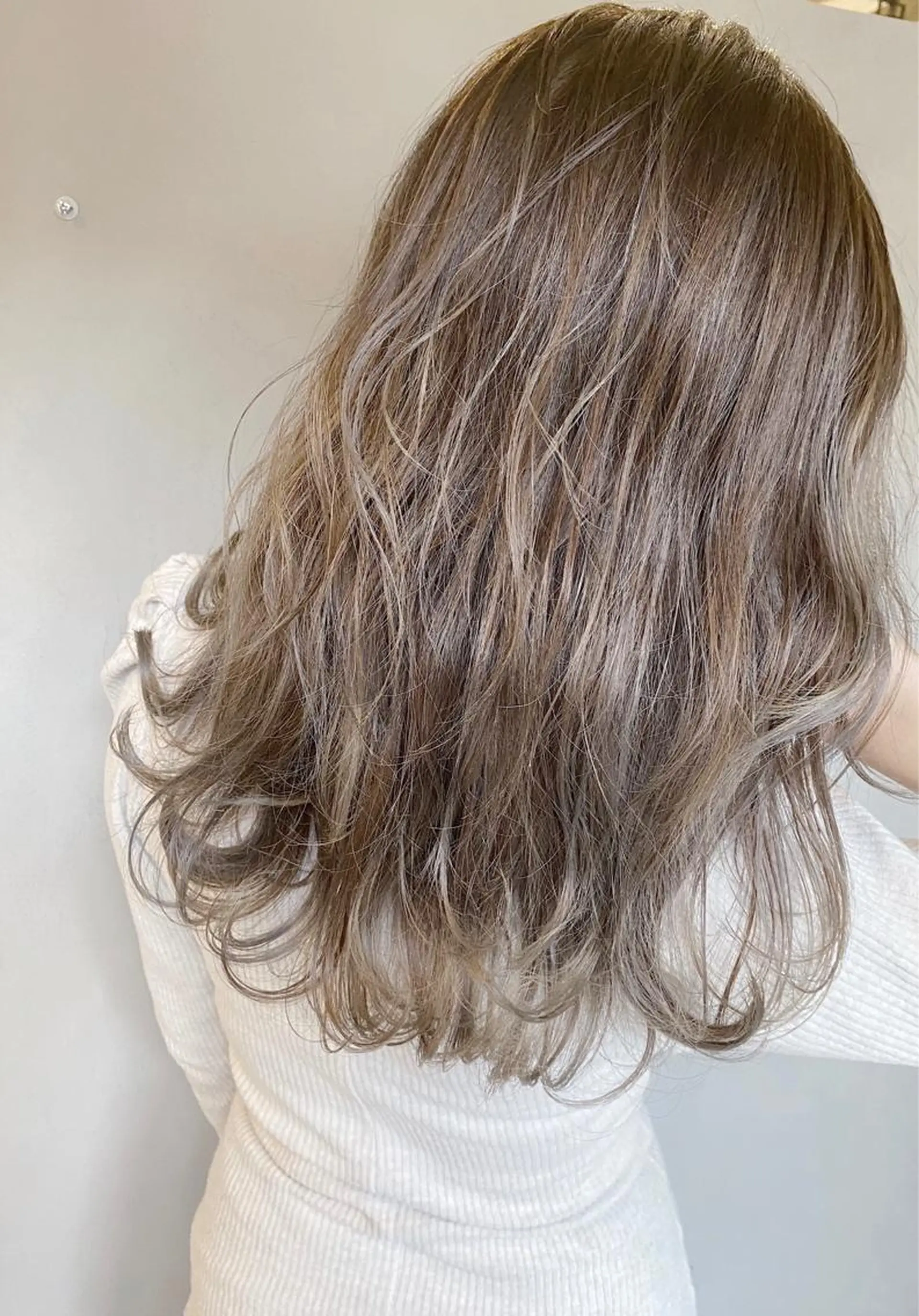 セミロング カラー ヘアカラー 🧡ショートの達人 🧡SHOのヘアスタイル