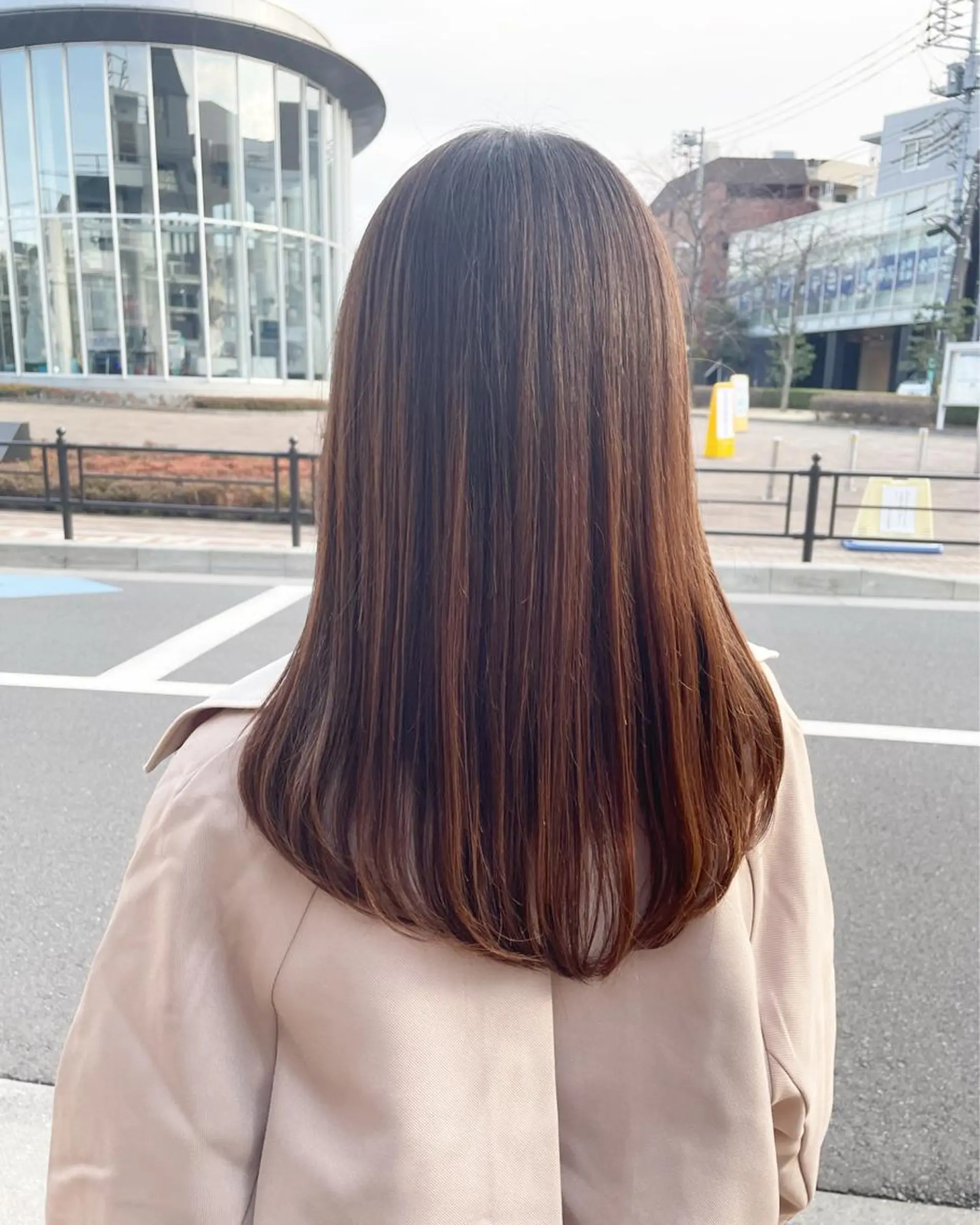 セミロング 切りっぱなしボブ ショートボブ セミロングパーマ アッシュ アッシュグレー 竹内 宏法のヘアスタイル