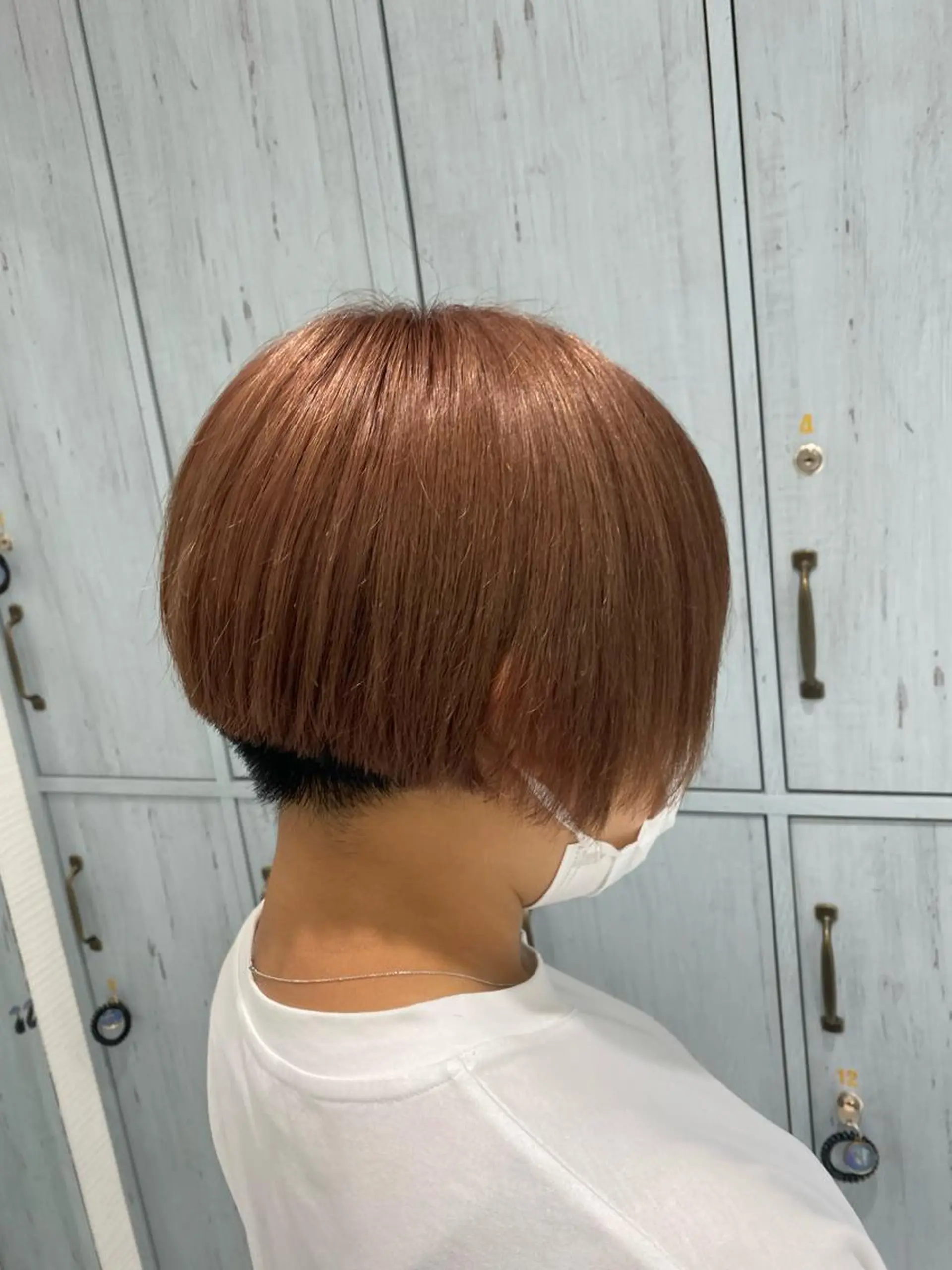 ショート カラー 中川 茜里のヘアスタイル
