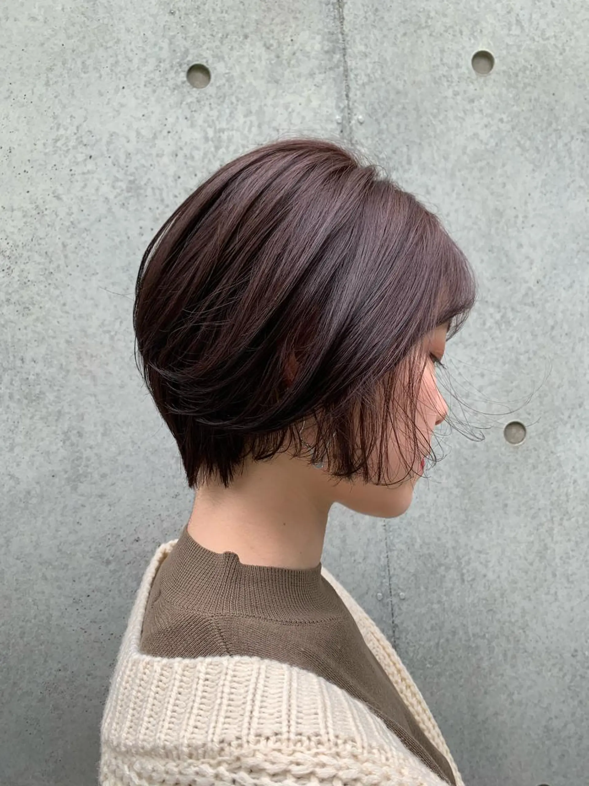 ショート カラー 平 ちひろのヘアスタイル