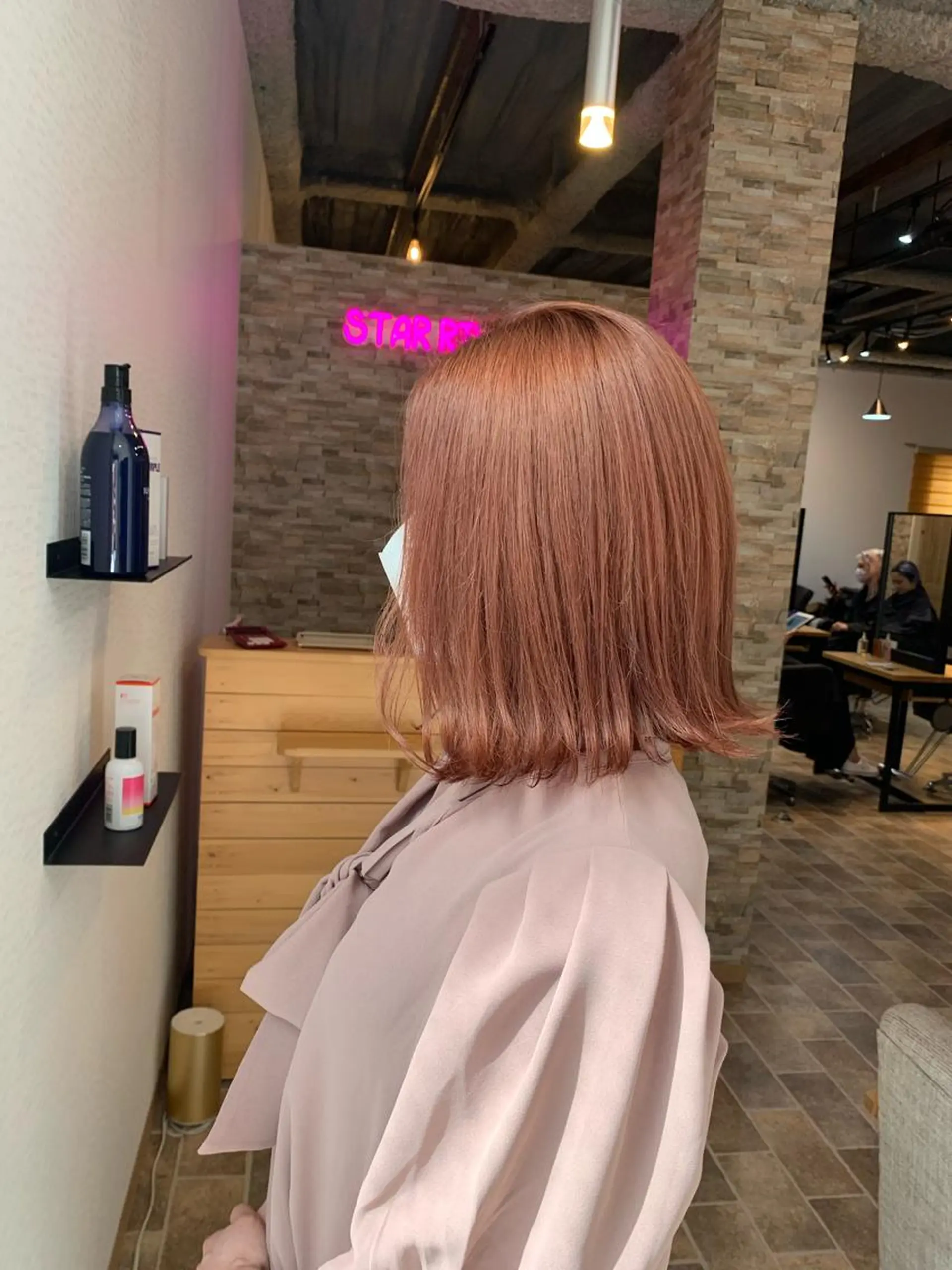 ミディアム 吉田 聡一のヘアスタイル