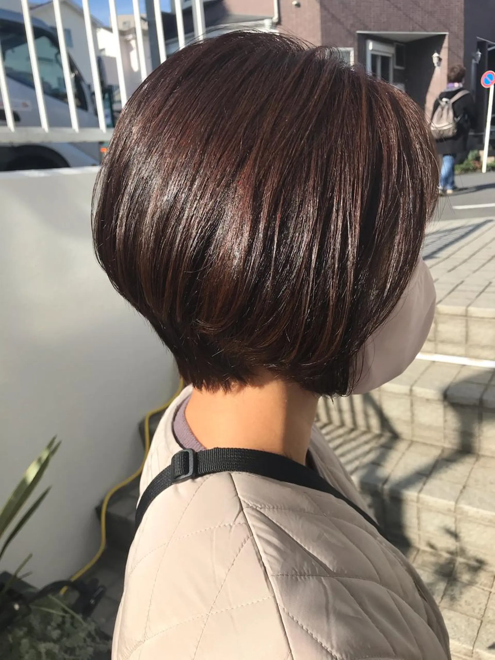 ショート 前下がりボブ ボブ 岩上 充希のヘアスタイル
