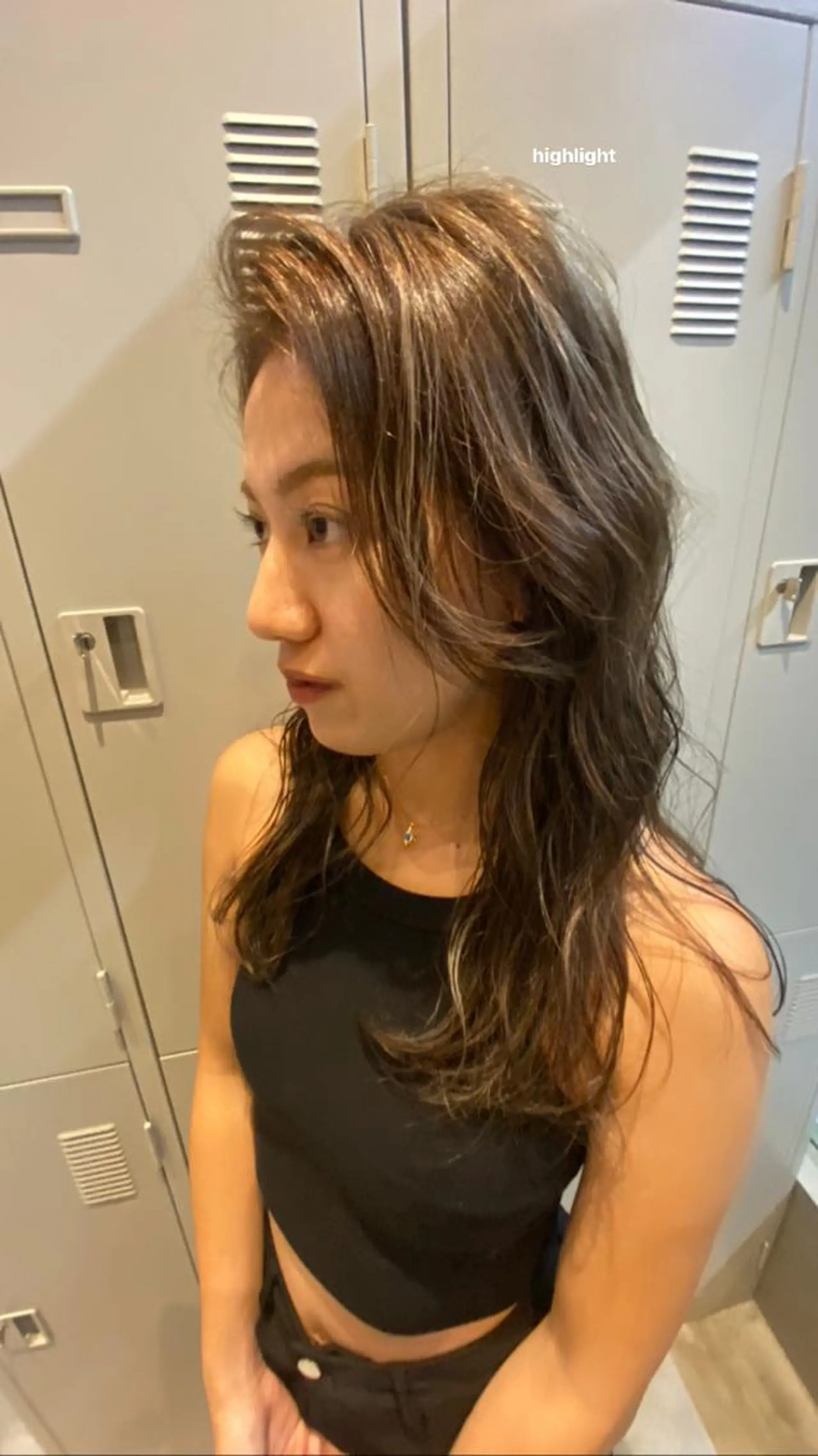 カラー yara reinのヘアスタイル