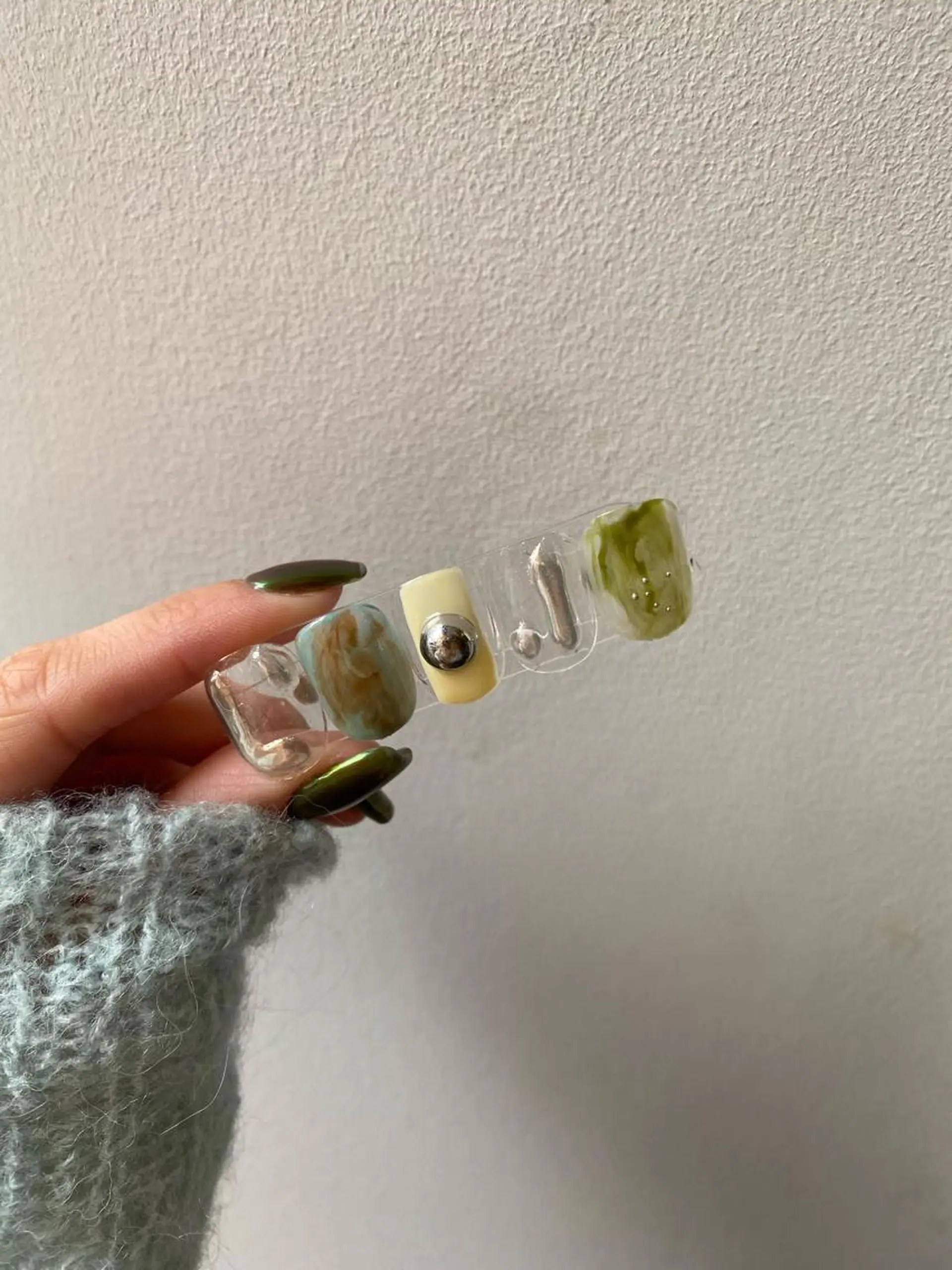 ネイル ハンドネイル 草加ニュアンスネイル 🌚hersのネイルデザイン