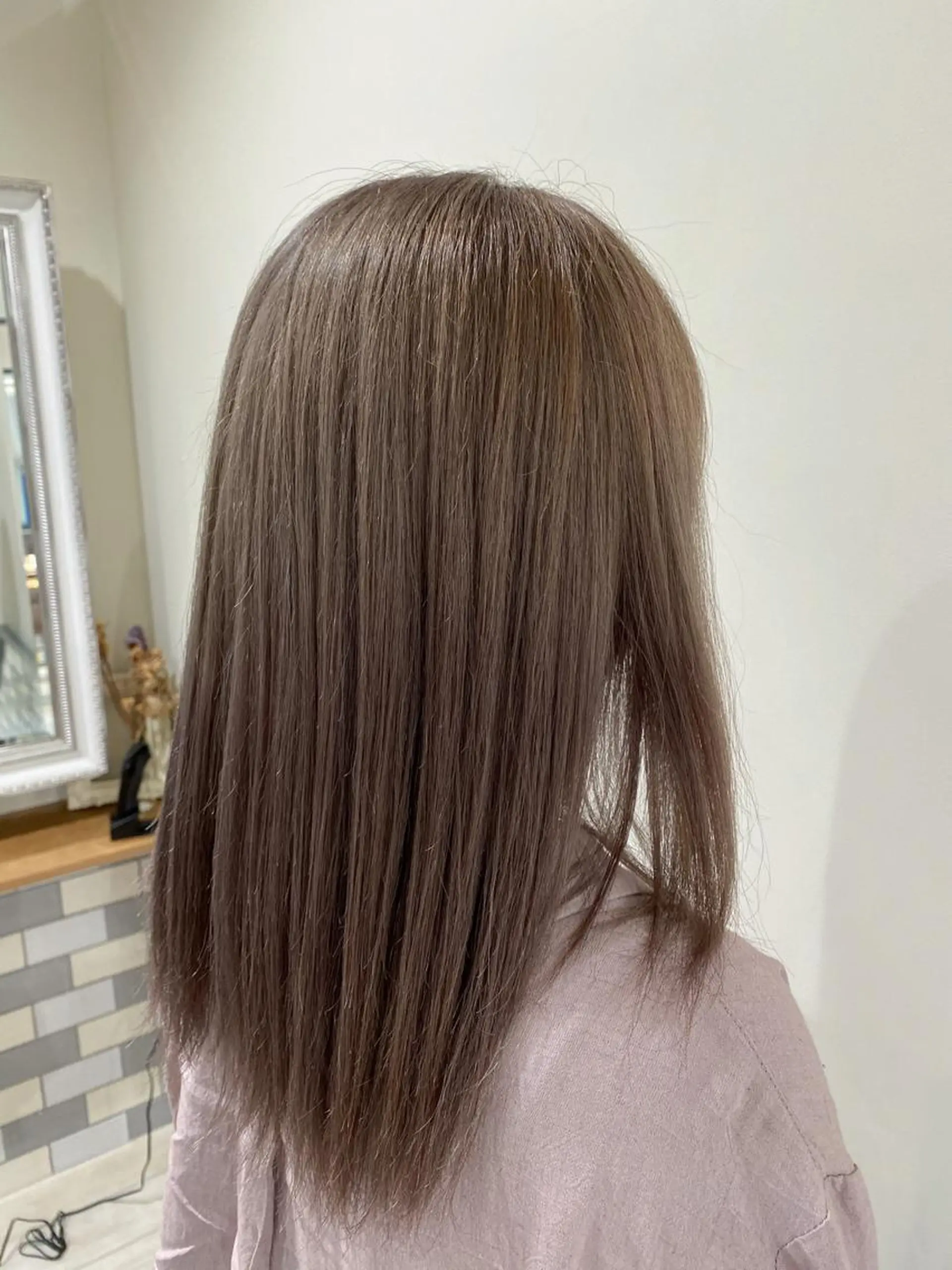 ミディアム カラー ベージュカラー ダブルカラー ミルクティーベージュ メンズ特化 ナカネ カツヤのヘアスタイル