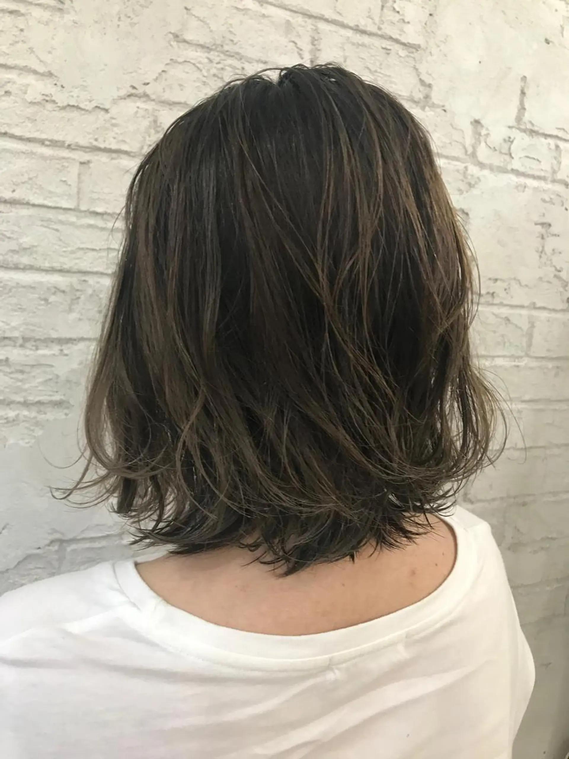 ミディアム 🇺🇸ハイライト特 化美容師🇺🇸漆沢のヘアスタイル