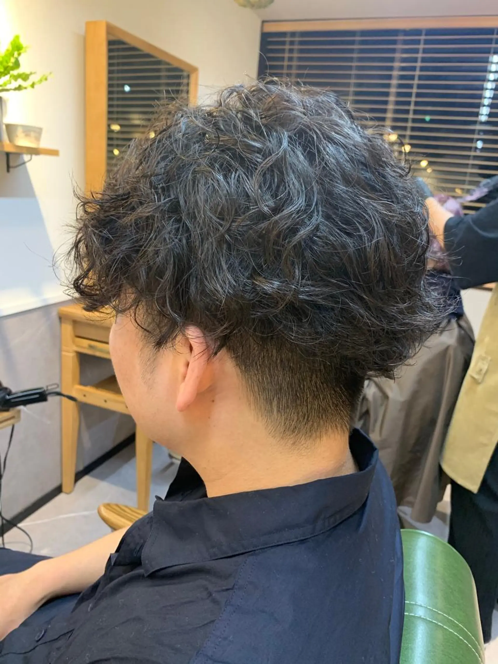 ミディアム LOuNICA/銀座 RYUNOSUKEのヘアスタイル