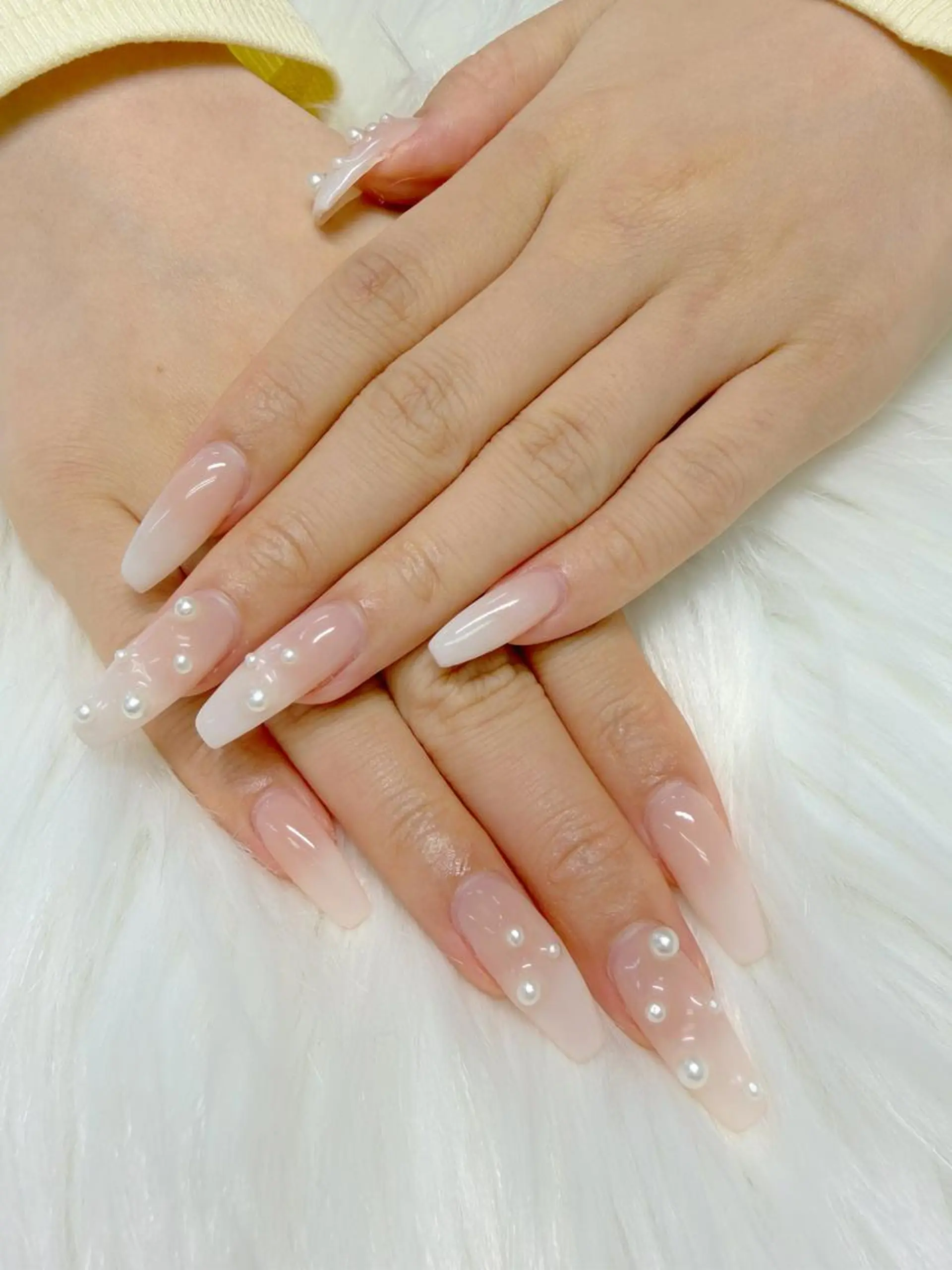 ネイル オーロラネイル チークネイル フットネイル フレンチネイル ジェルネイル ハンドネイル リラネイル すみれのネイルデザイン