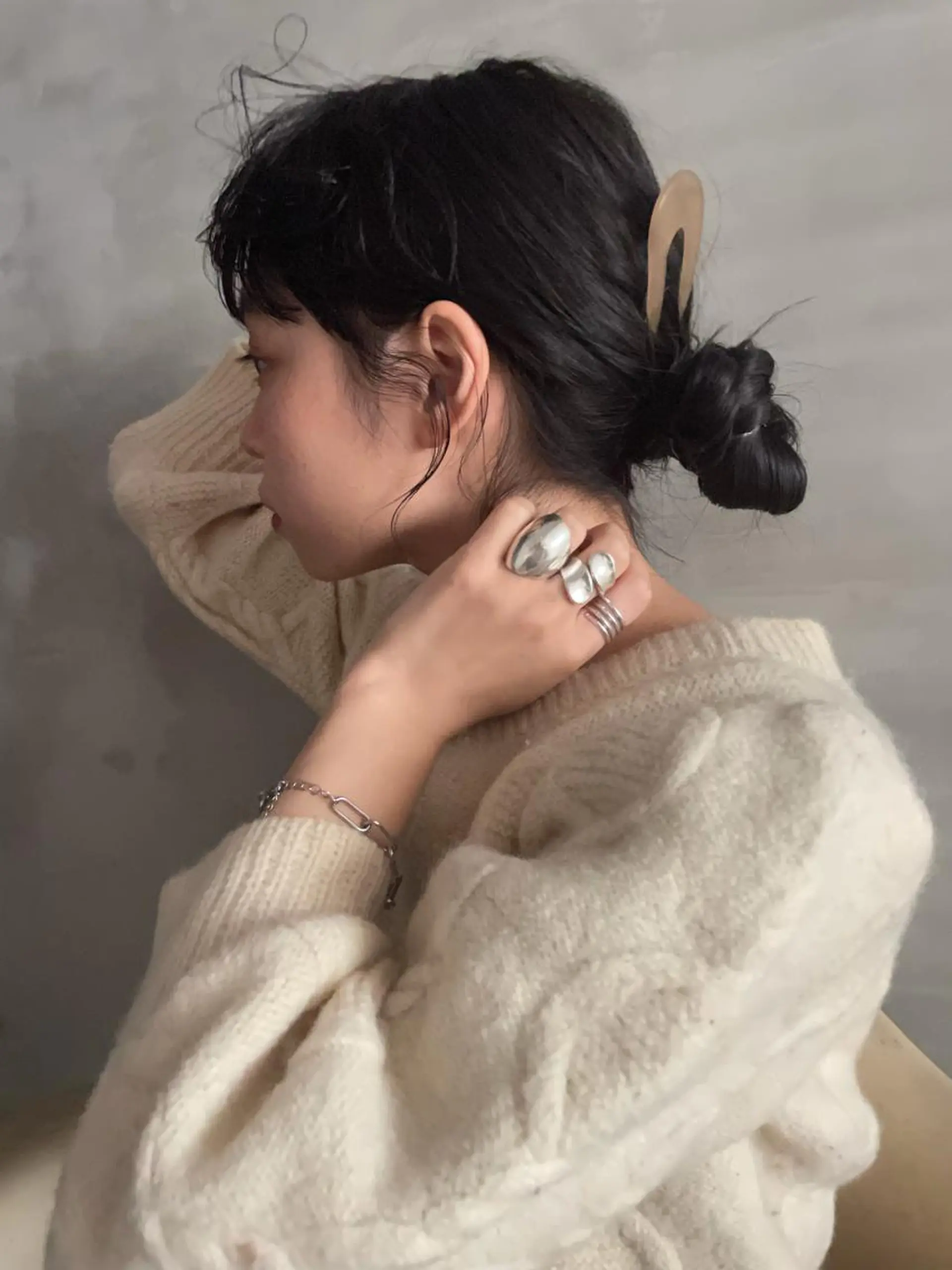 ロング カラー ヘアアレンジ 大人girly🛋️ 🤍yukakoのヘアスタイル