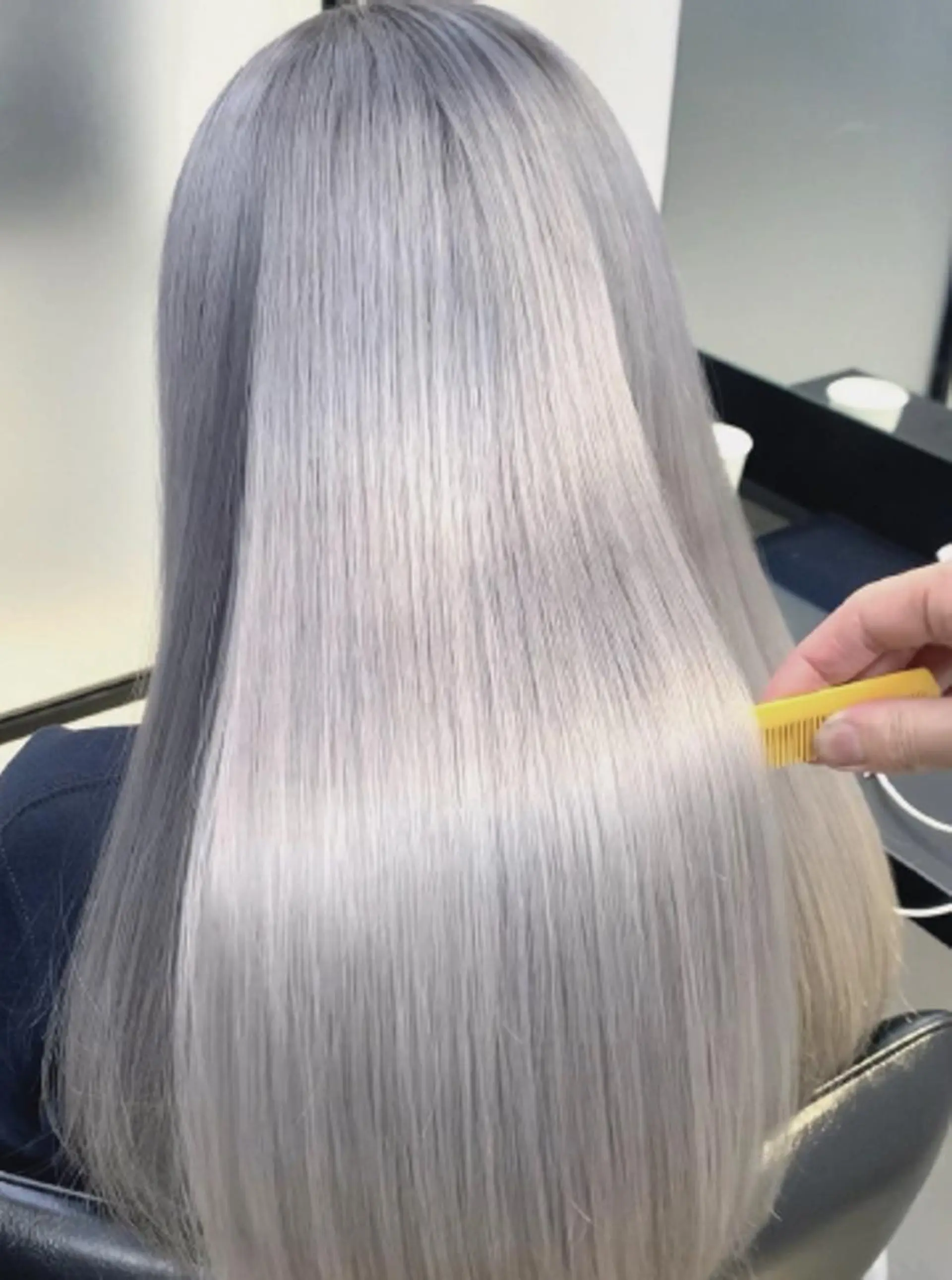 ロング カット ヘアカラー トリートメント ODO RIBAのヘアスタイル