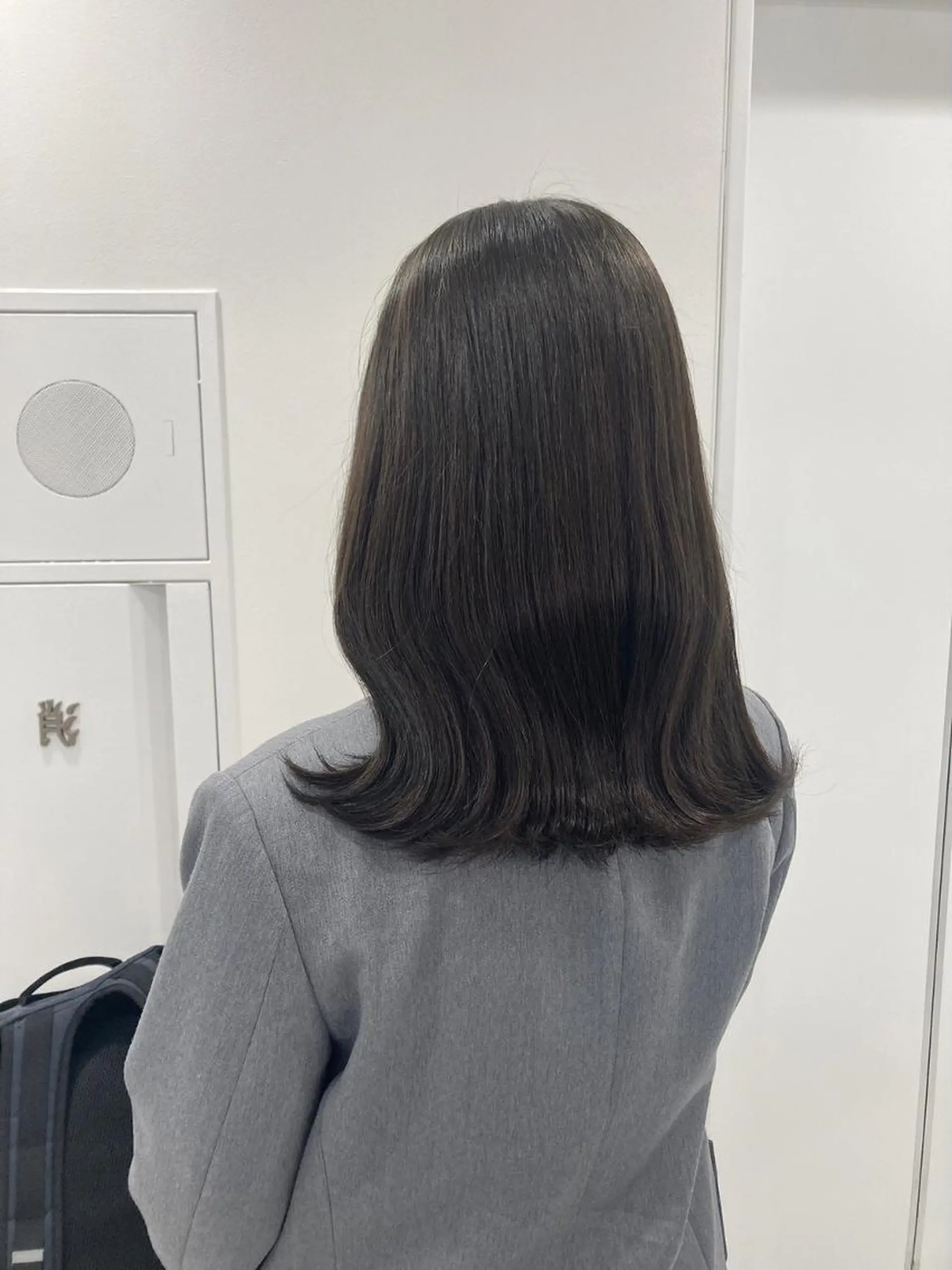 カラー 透明感グレージュ/ 艶髪/銀座TUNEのヘアスタイル