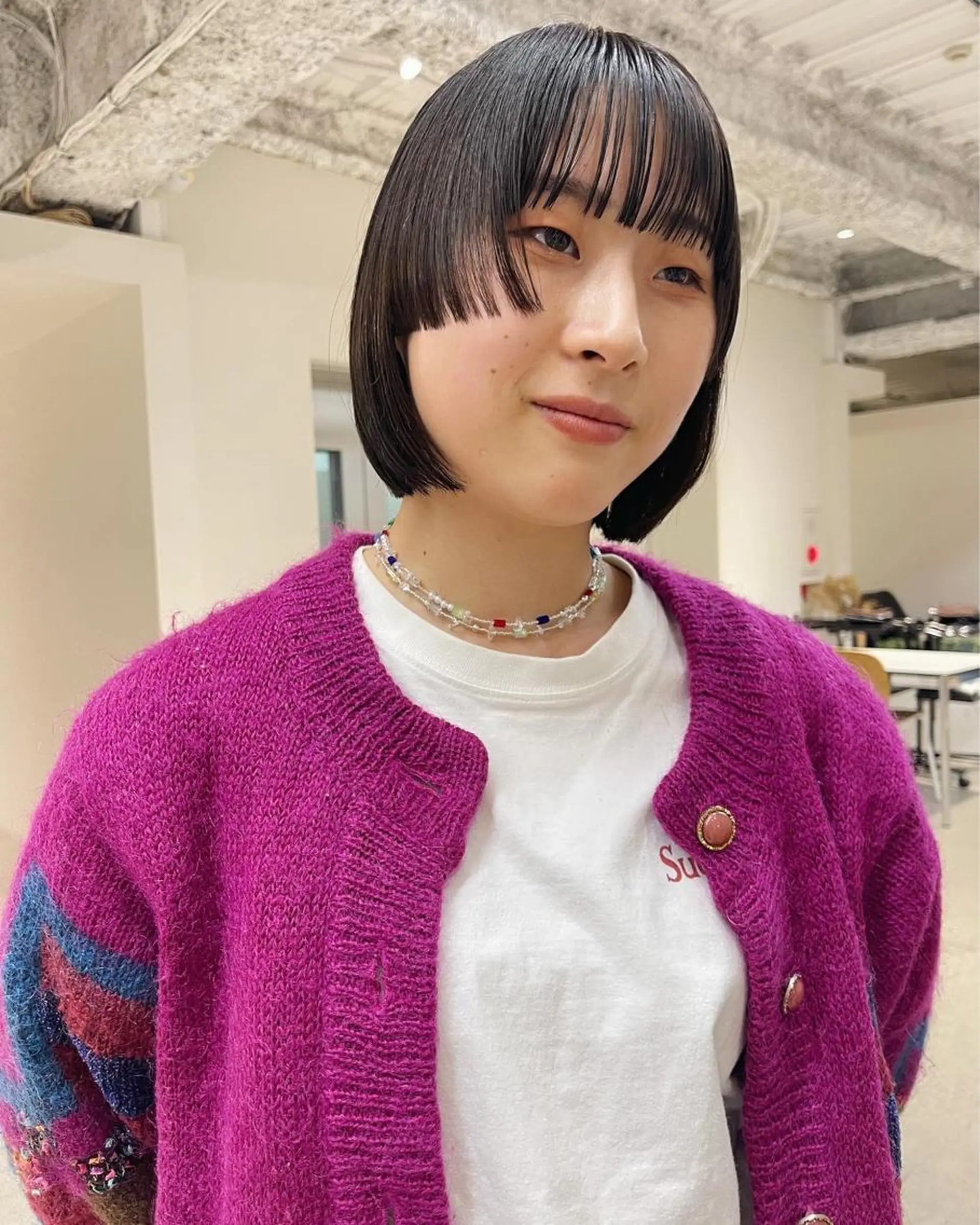 ショート oma　袮次金 鈴香のヘアスタイル