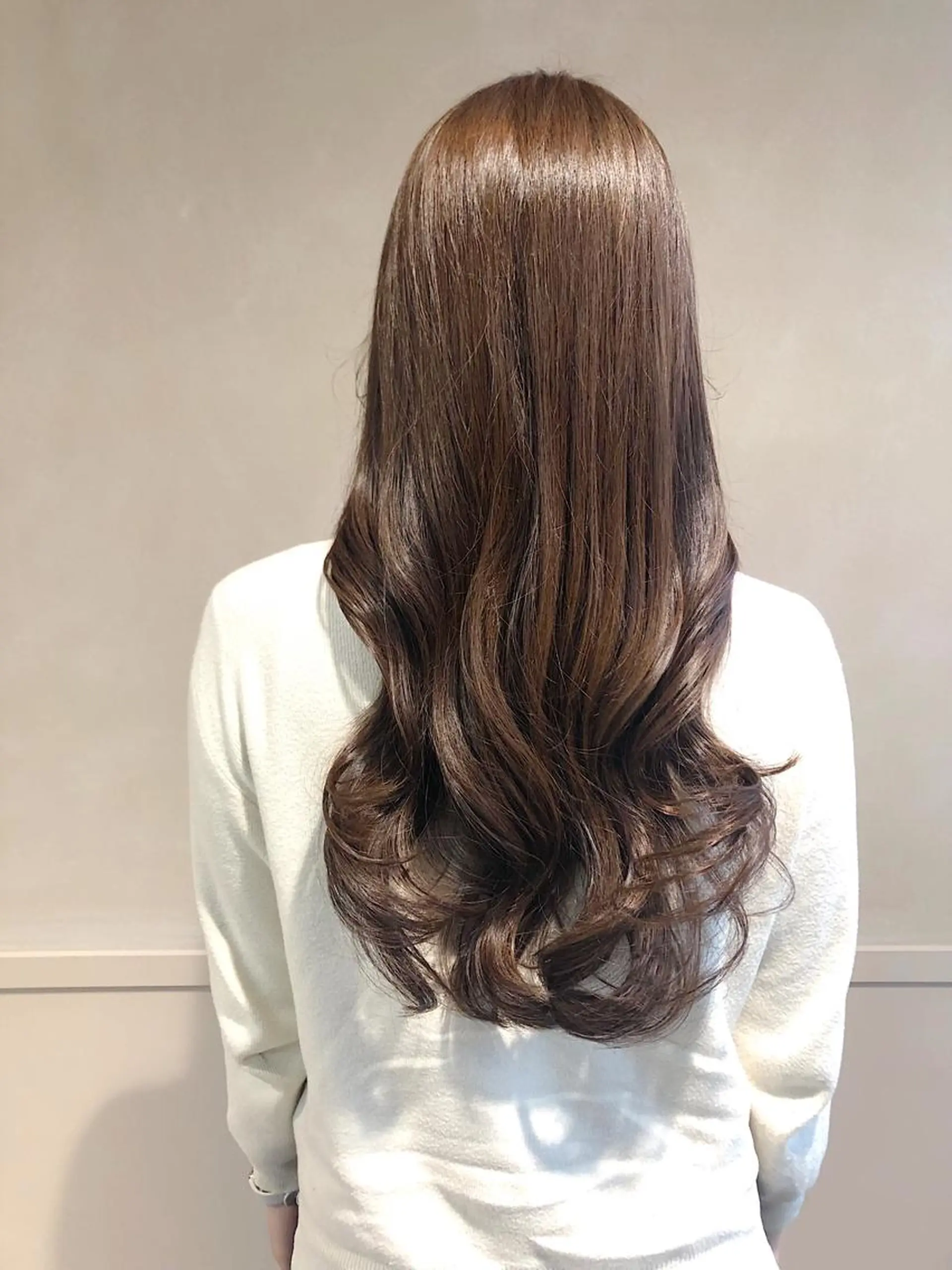 ロング ロングレイヤー 韓国風ヘア レイヤーカット ロング カット ヘアカラー 所渉/韓国レイヤー /ウルフカットのヘアスタイル