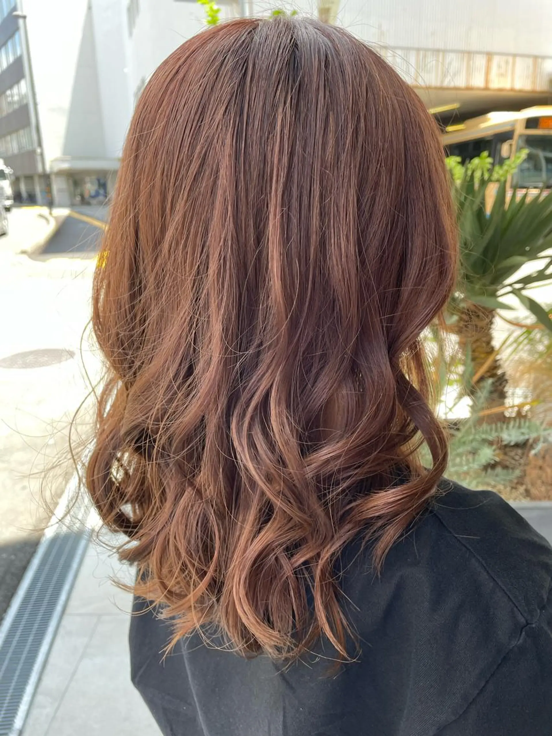 ミディアム カット ヘアカラー トリートメント シンプル 美容室のヘアスタイル