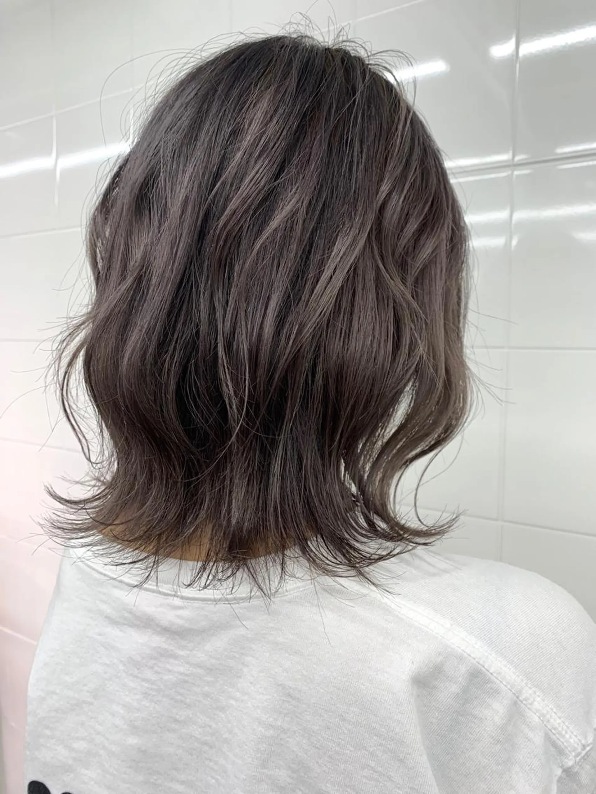 ミディアム カラー カット ヘアカラー トリートメント とも🏆プルエクステ /髪質改善🏆渋谷のヘアスタイル