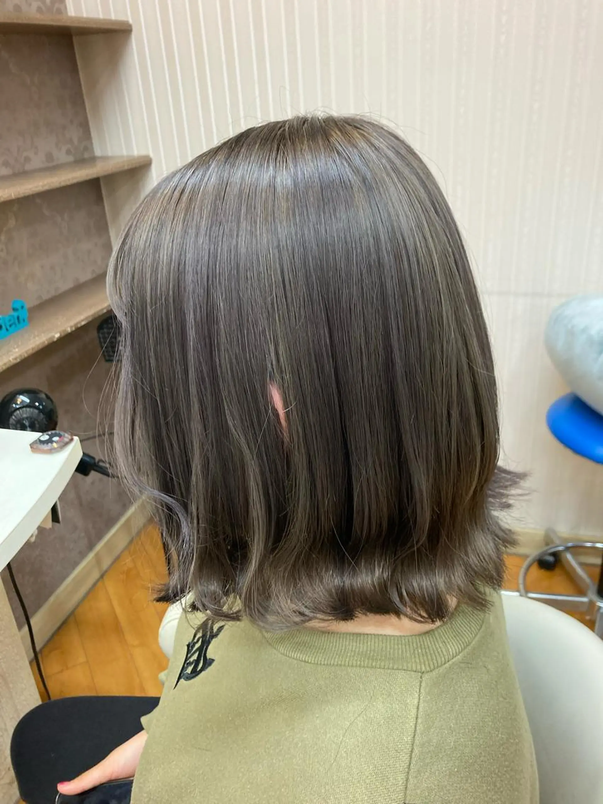セミロング 谷口 真代のヘアスタイル
