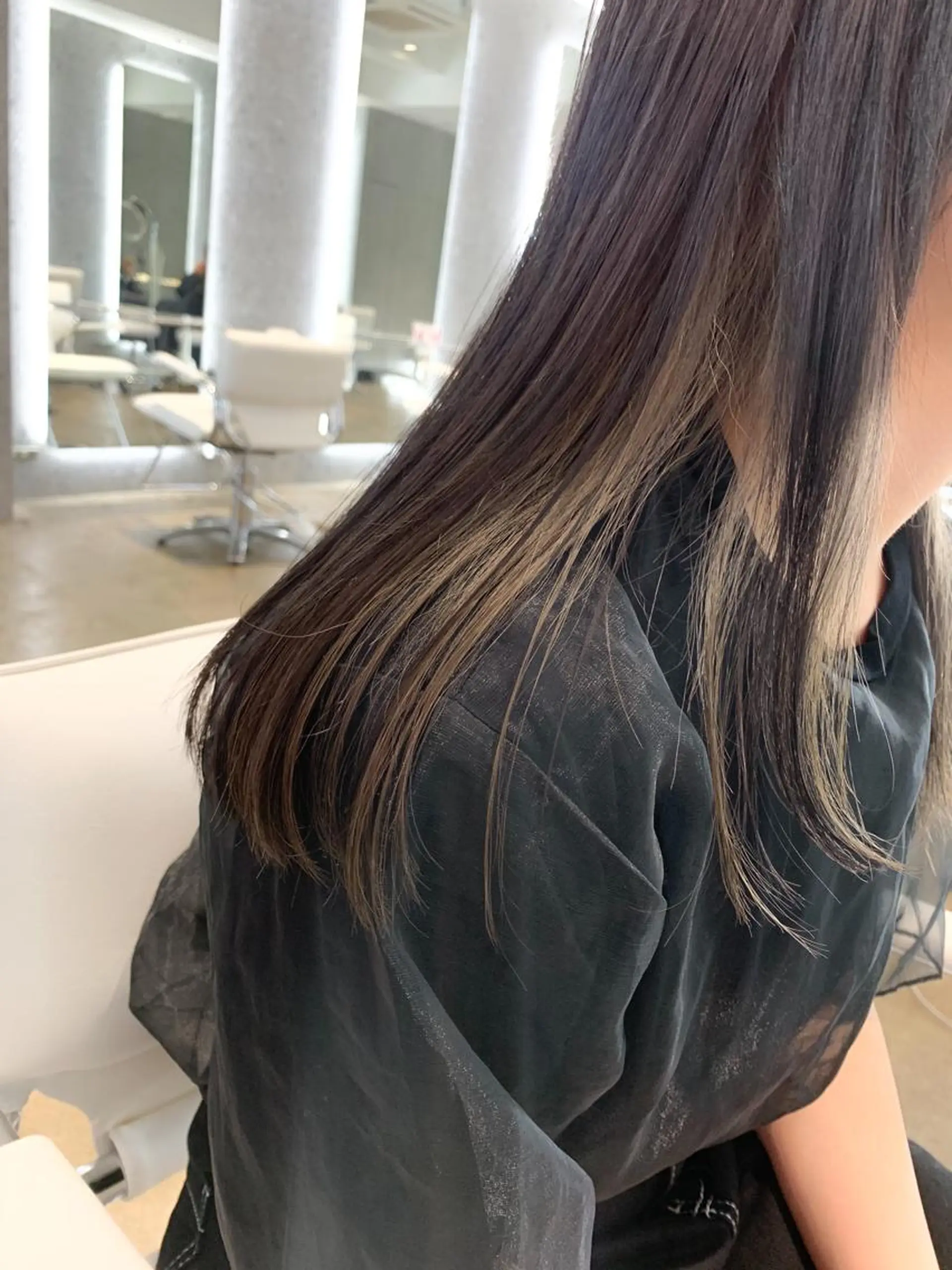 ロング カラー インナーカラー カット ヘアカラー トリートメント 山下 千明のヘアスタイル
