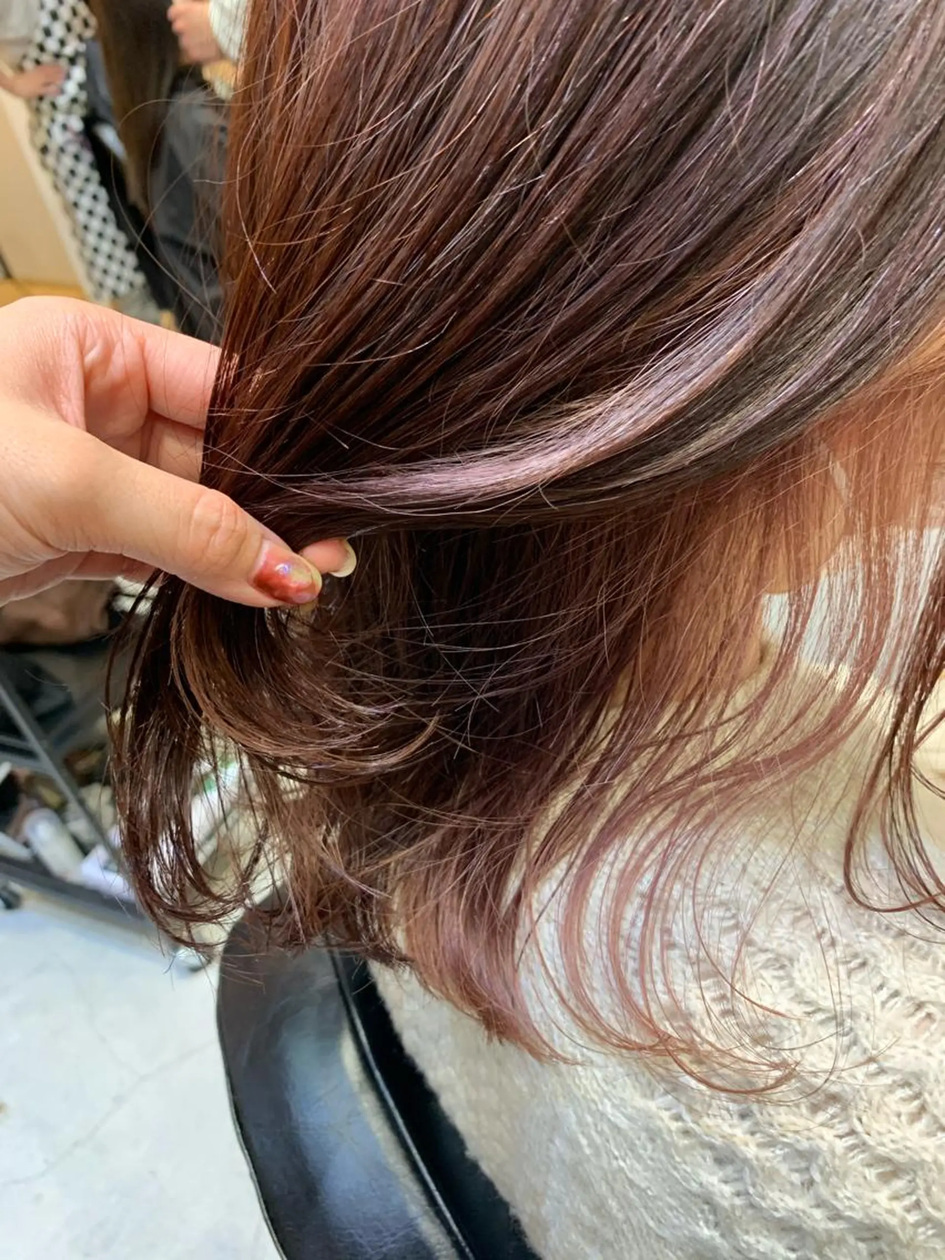 セミロング カラー ヘアアレンジ REONA🪽✨薬院 レイヤーカット🫧のヘアスタイル