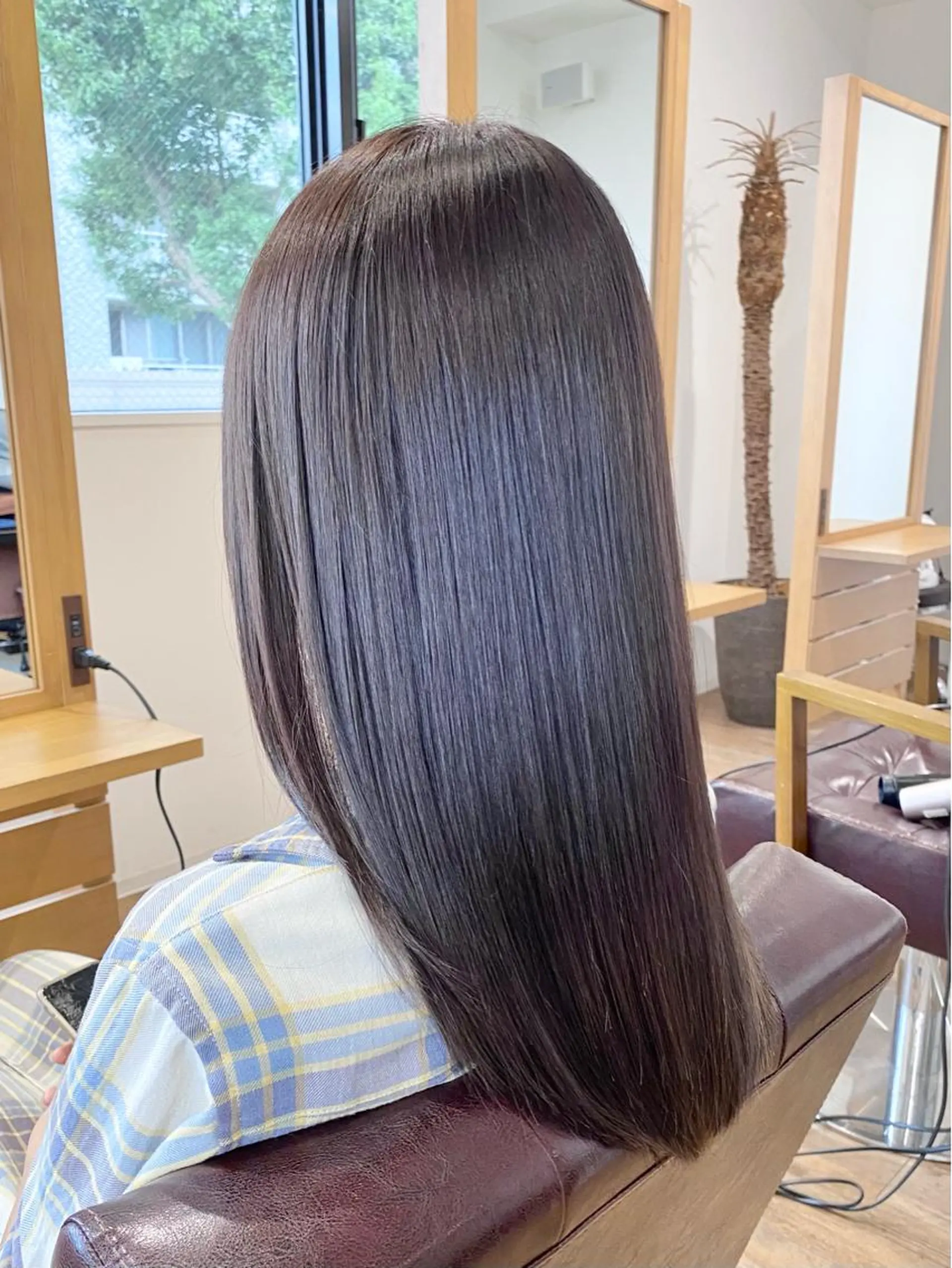 ミディアム カラー アッシュ ブリーチ 透明感カラー ラベンダーカラー ラベンダーアッシュ 髪質改善特化KIZU /艶髪研究（京都）のヘアスタイル