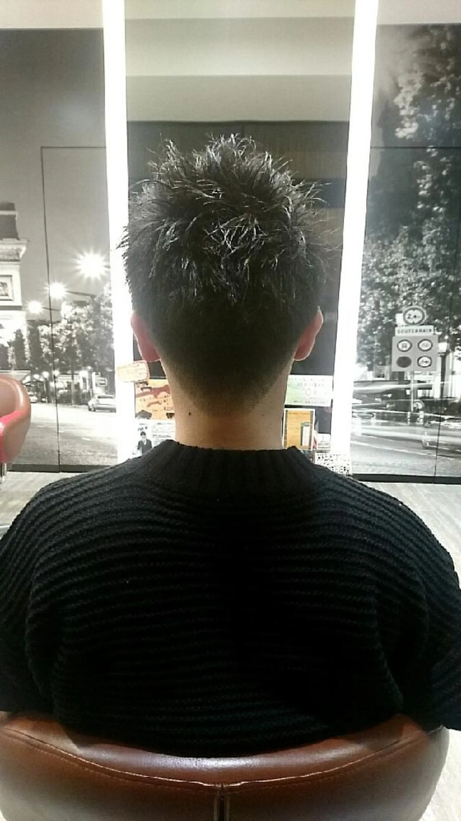 メンズ カット パーマ ブリーチ/ヘアケア/ 艶髪/イギチハルのヘアスタイル