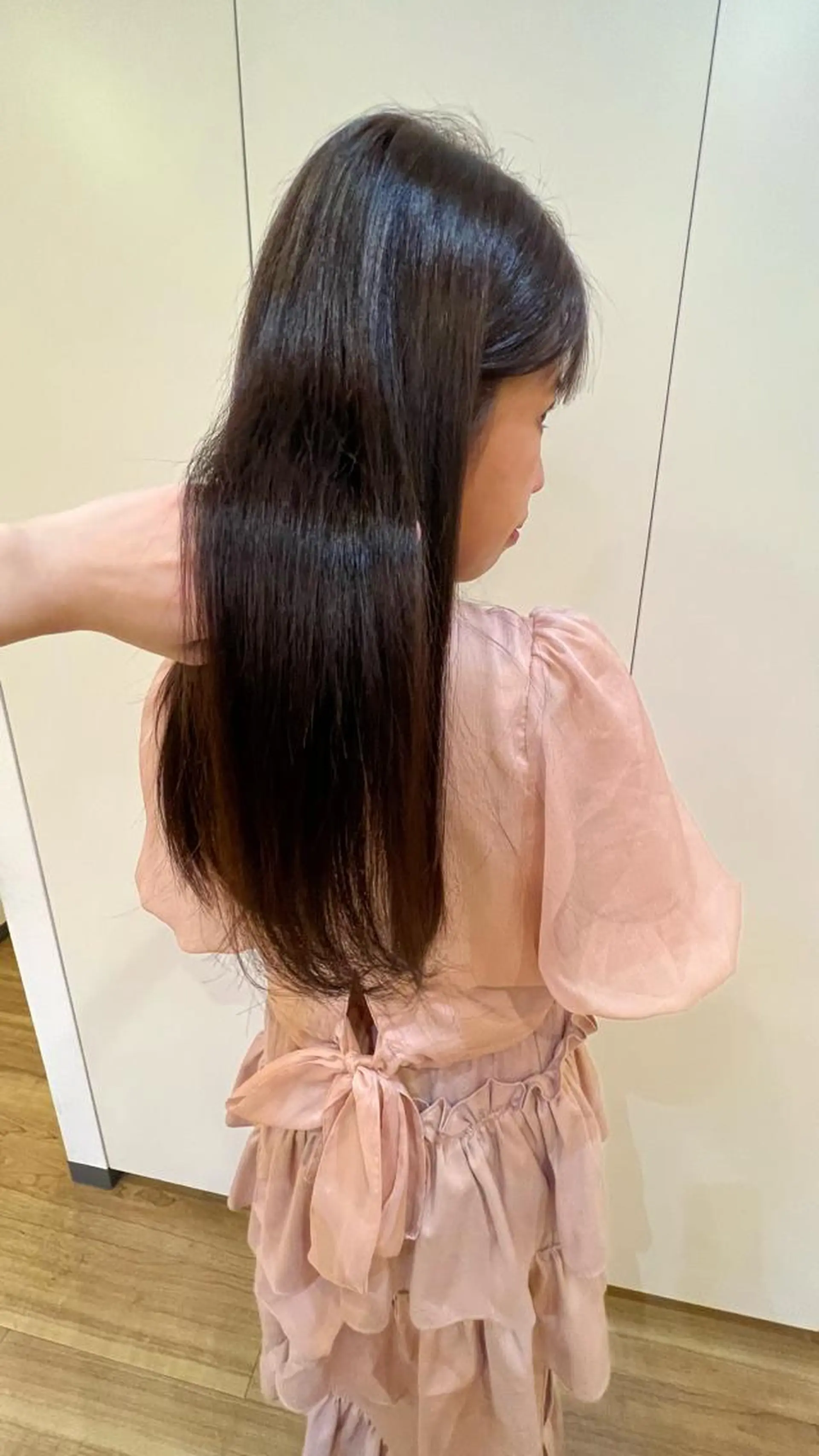 ロング カラー rino🤍 恵比寿レイヤーカットのヘアスタイル