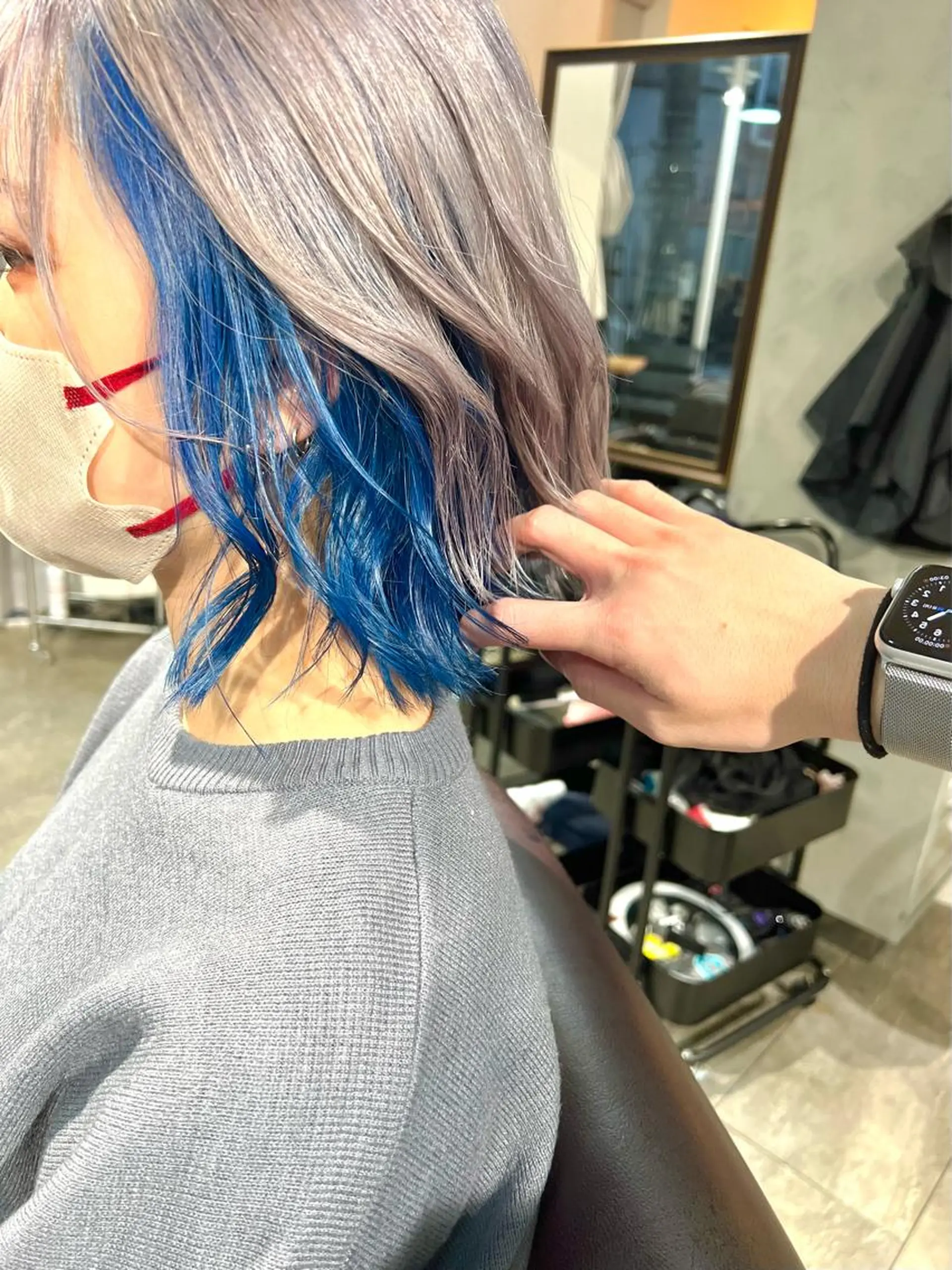 ミディアム カラー ヘアアレンジ ネイル ヘアカラー トリートメント ヘッドスパ ヘアセット 🌈インナーカラー ‘ショウマ’🌈のヘアスタイル
