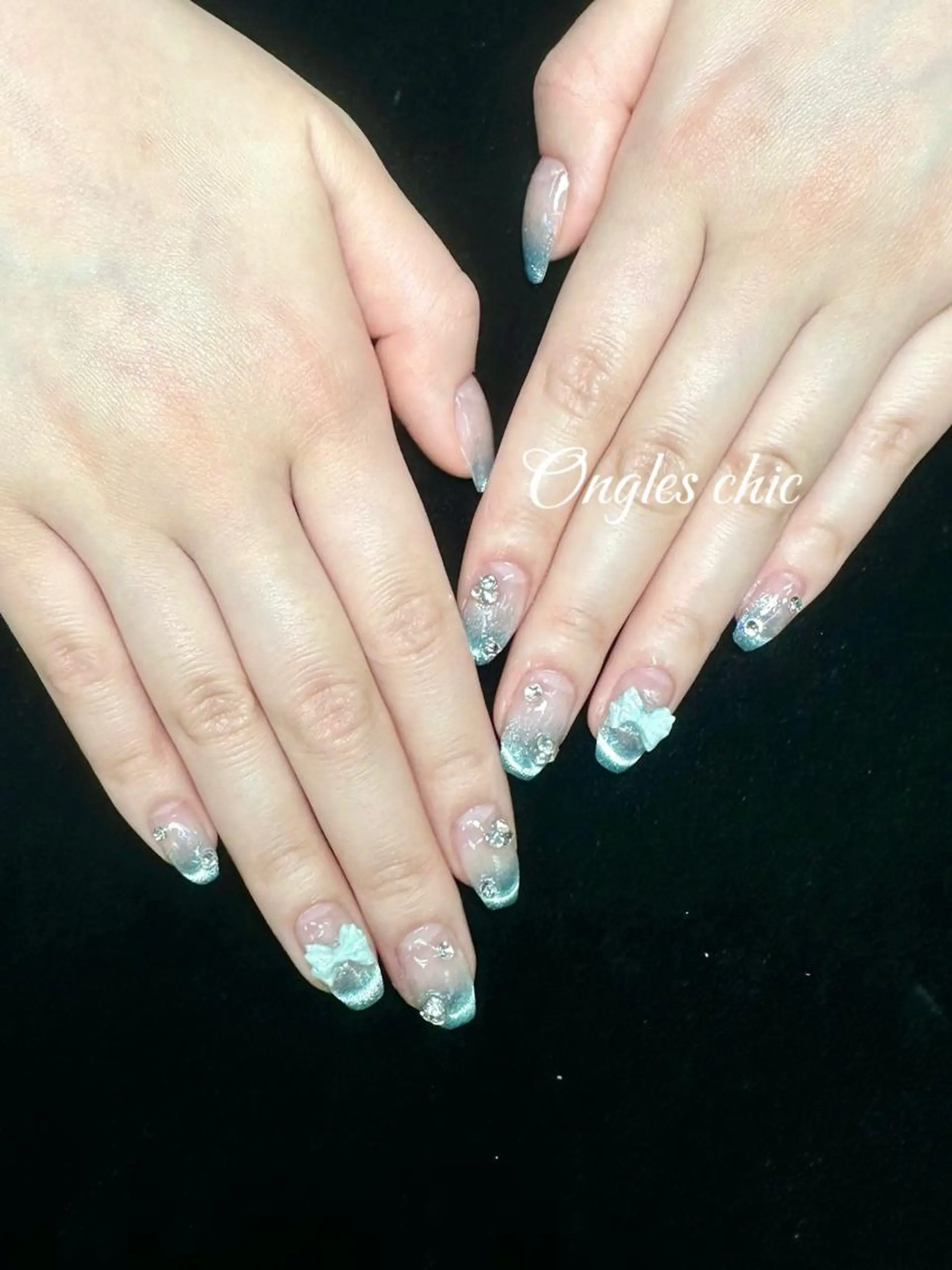 ネイル ハンドネイル ongles chicのネイルデザイン