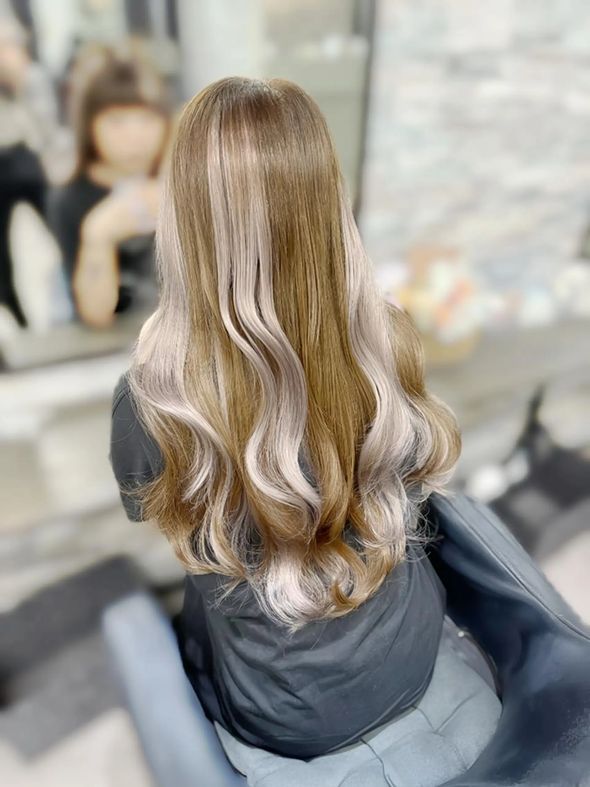 ロング ヘアカラー エクステ 💎馴染むエクステ× 縮毛矯正TOMO💎のヘアスタイル