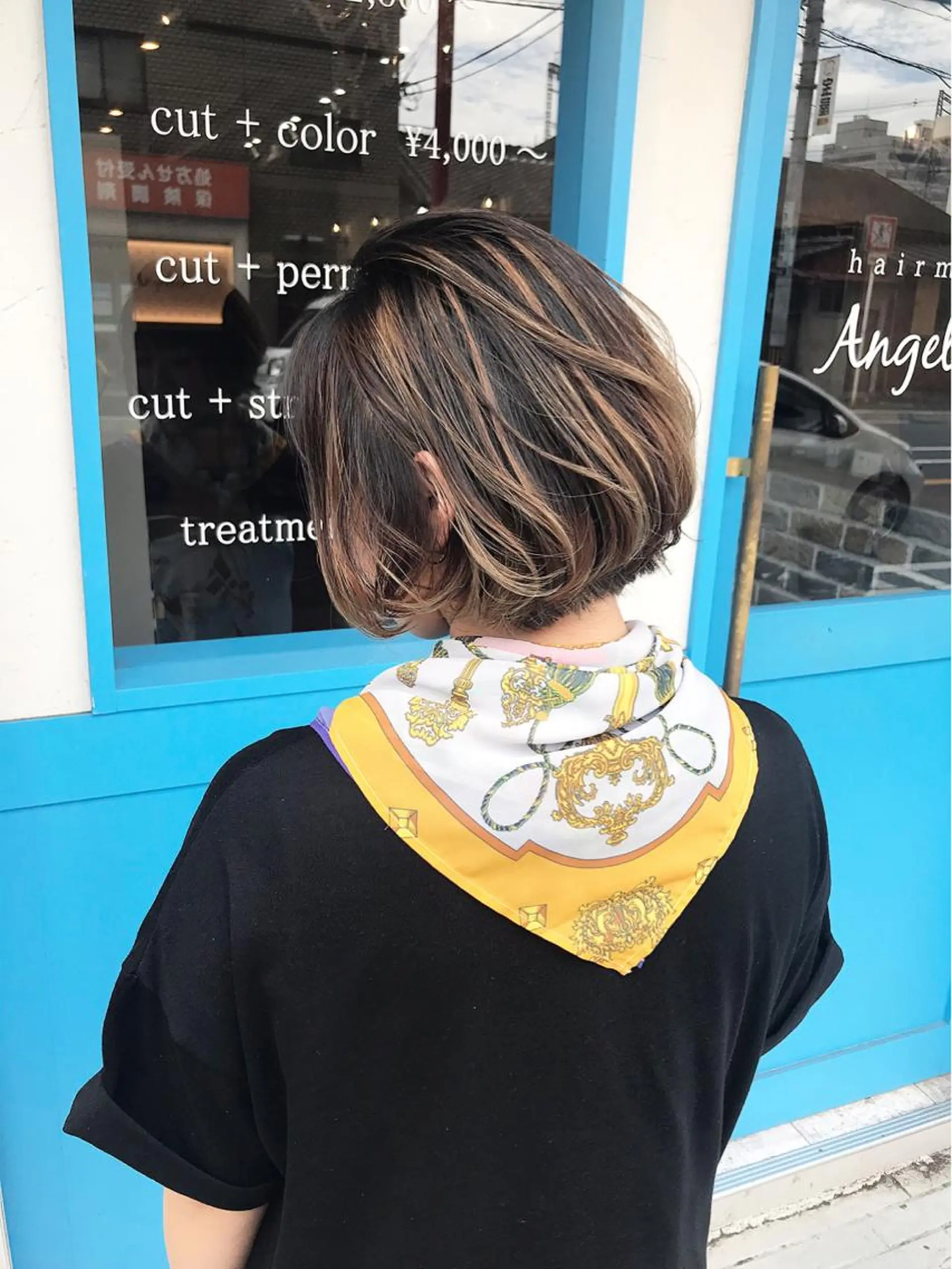 ミディアム カット ヘアカラー en Siena エンシエナのヘアスタイル