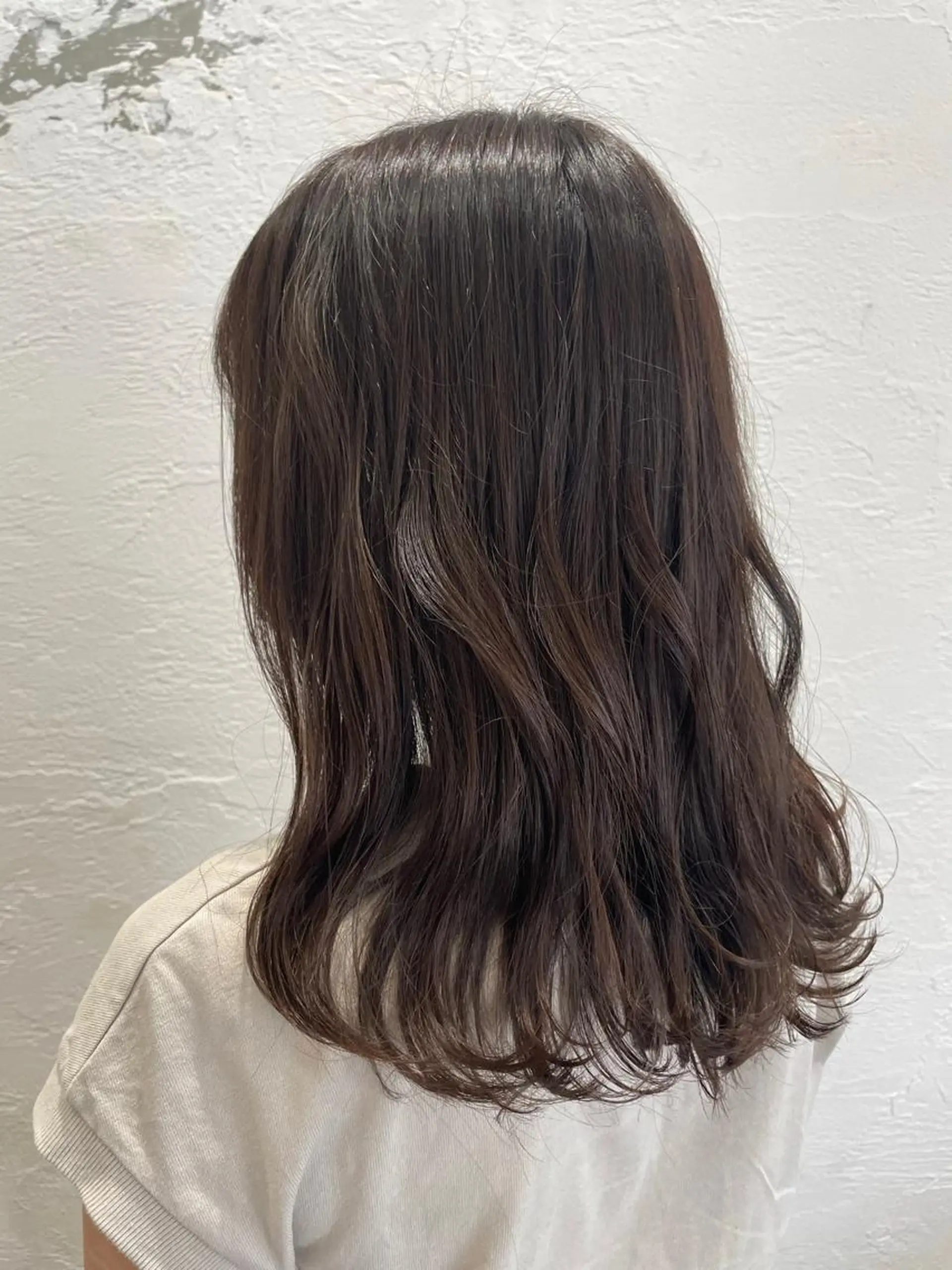 セミロング カラー fio マナミのヘアスタイル
