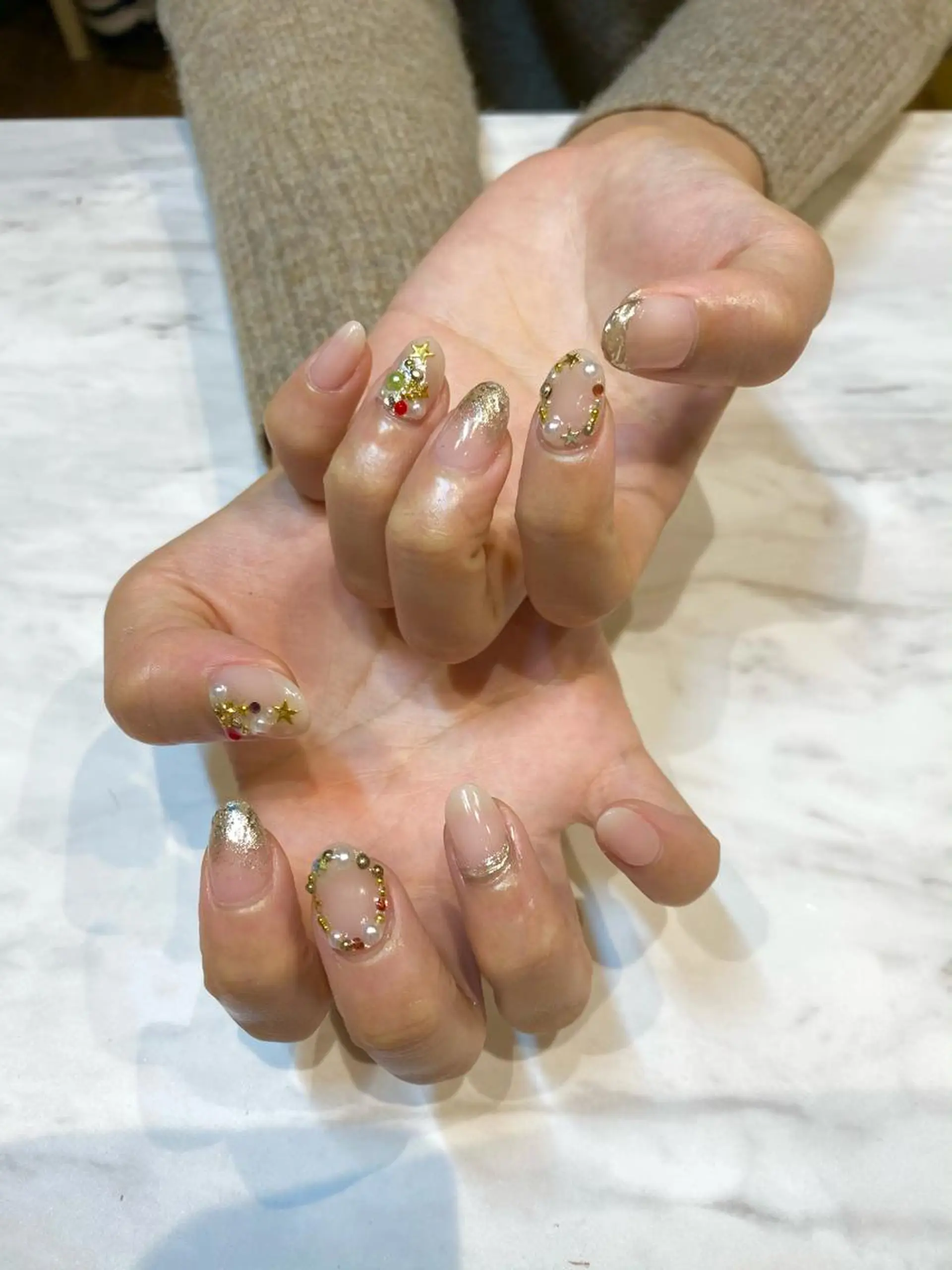 ネイル ハンドネイル レイヤーカット/ 髪質改善/羽柴りくのヘアスタイル